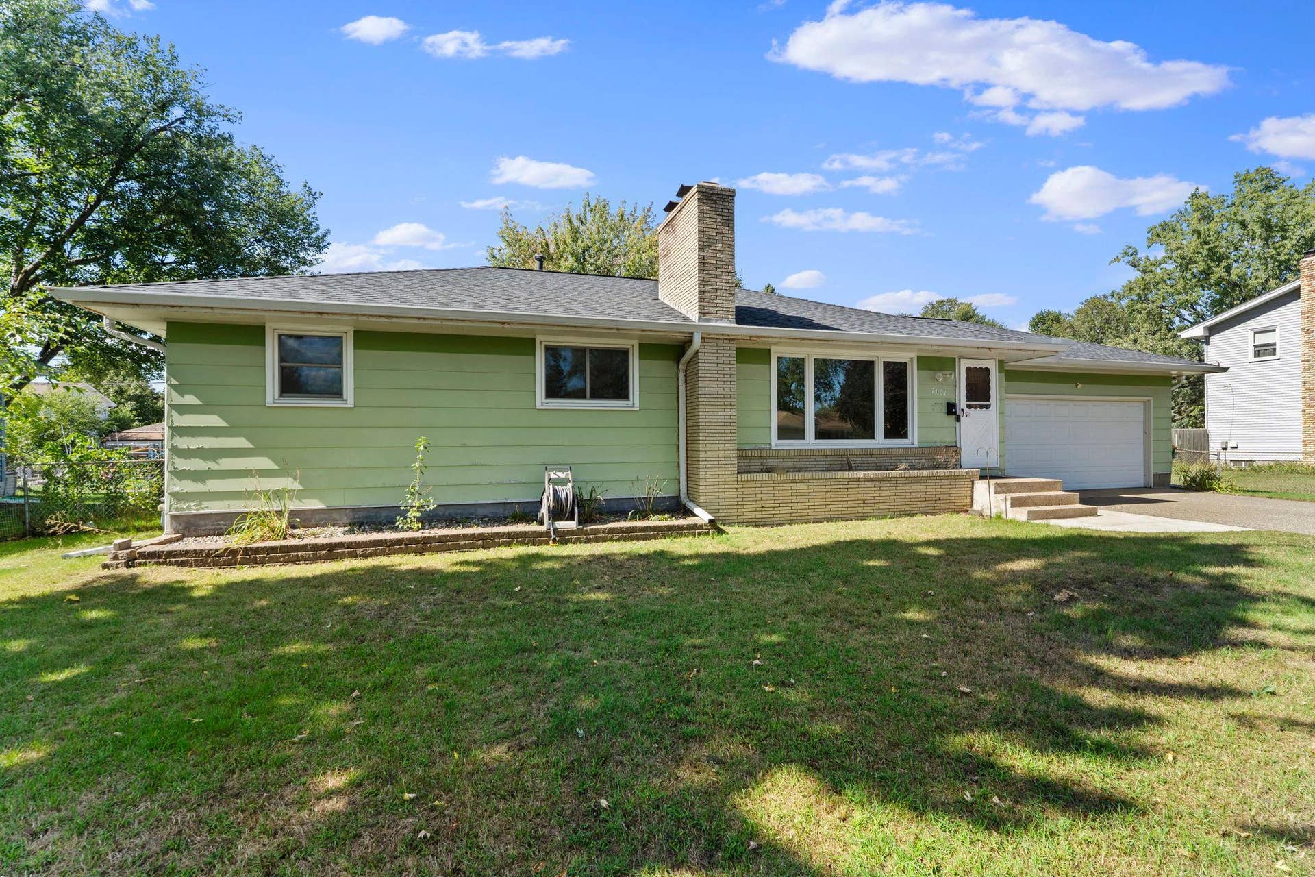 7001 Grimes Avenue N, Brooklyn Center, MN 55429 7001 Grimes Avenue N, Brooklyn Center, MN 55429