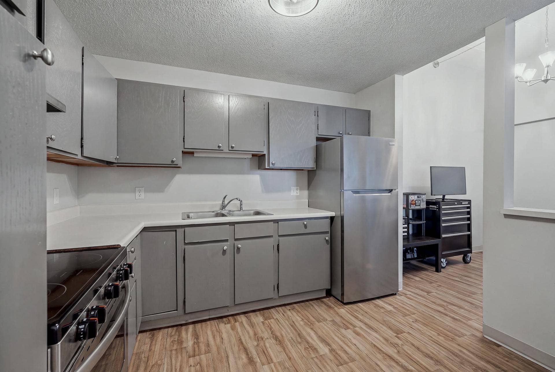 985 Ivy Avenue E, 98, Saint Paul, MN 55106 103 - 985 Ivy Ave E MLS-77.jpg