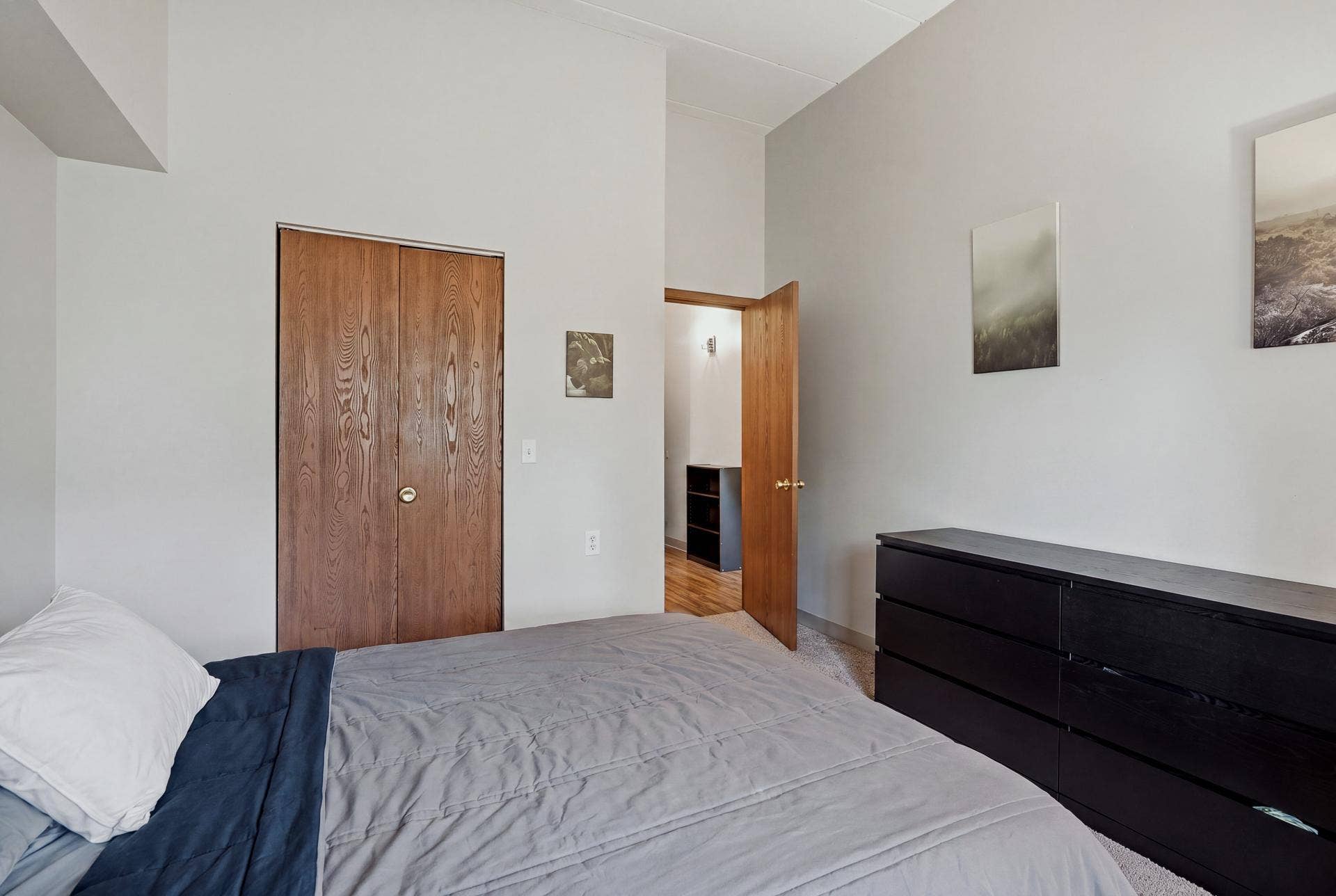 985 Ivy Avenue E, 98, Saint Paul, MN 55106 103 - 985 Ivy Ave E MLS-85.jpg