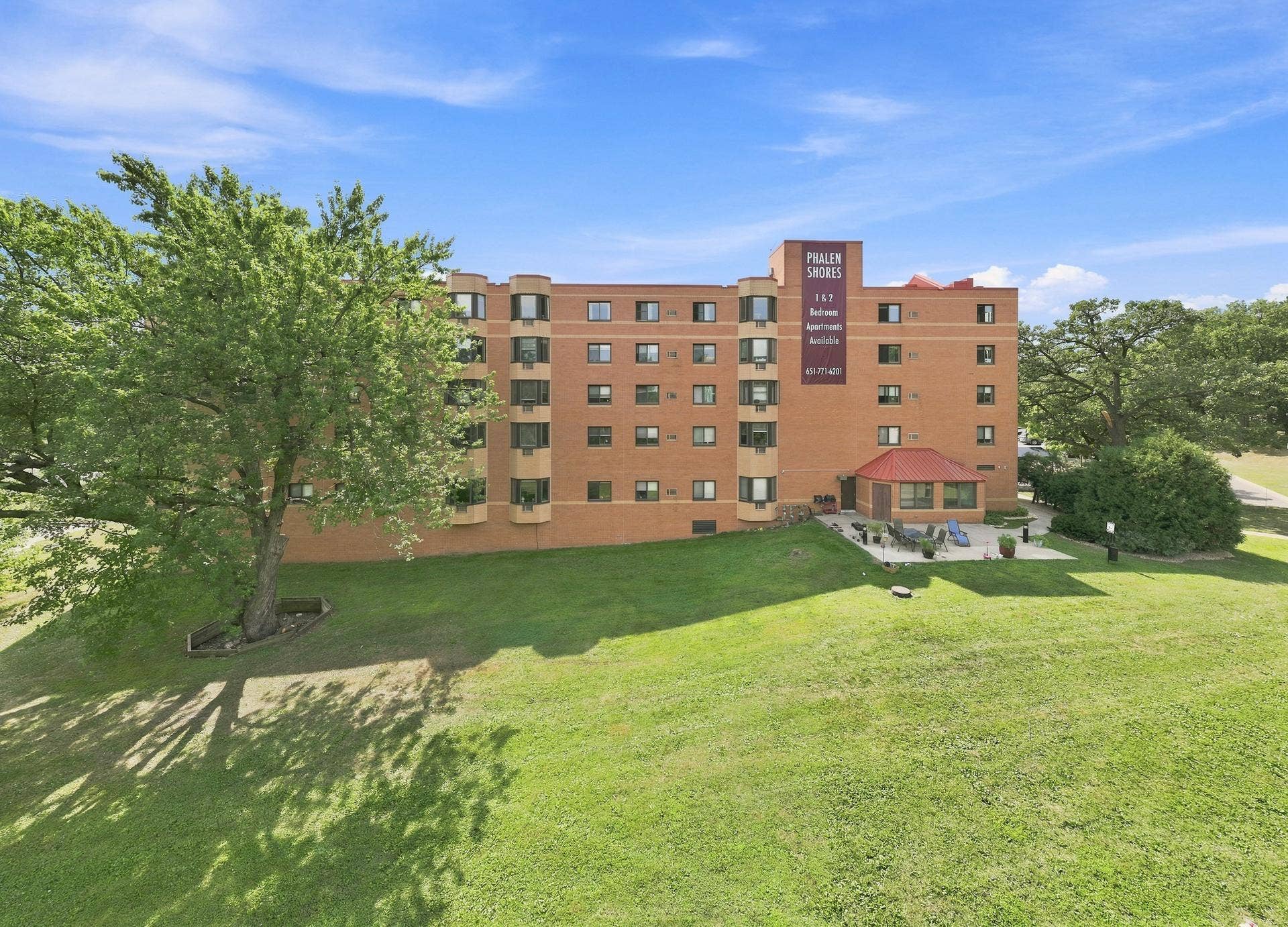 985 Ivy Avenue E, 98, Saint Paul, MN 55106 5 985 Ivy Ave E MLS-18.jpg