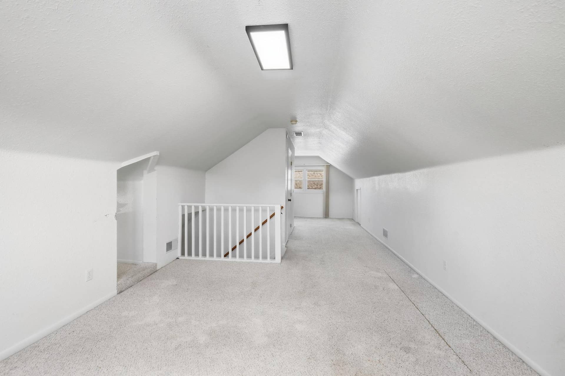 986 Blair Avenue, 102, Saint Paul, MN 55104 HT8A8755.jpg