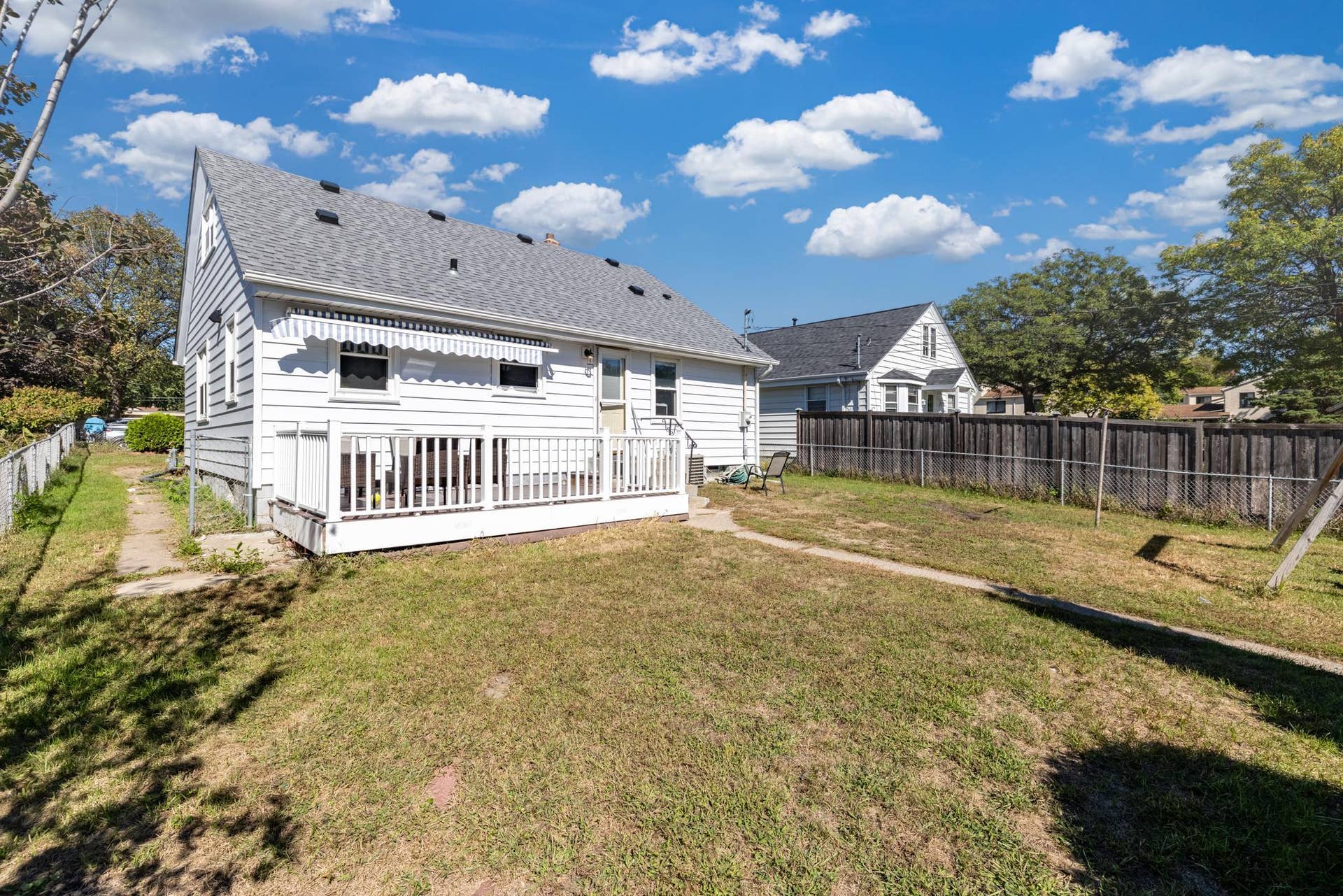 986 Blair Avenue, 102, Saint Paul, MN 55104 HT8A8819-HDR-Edit.jpg