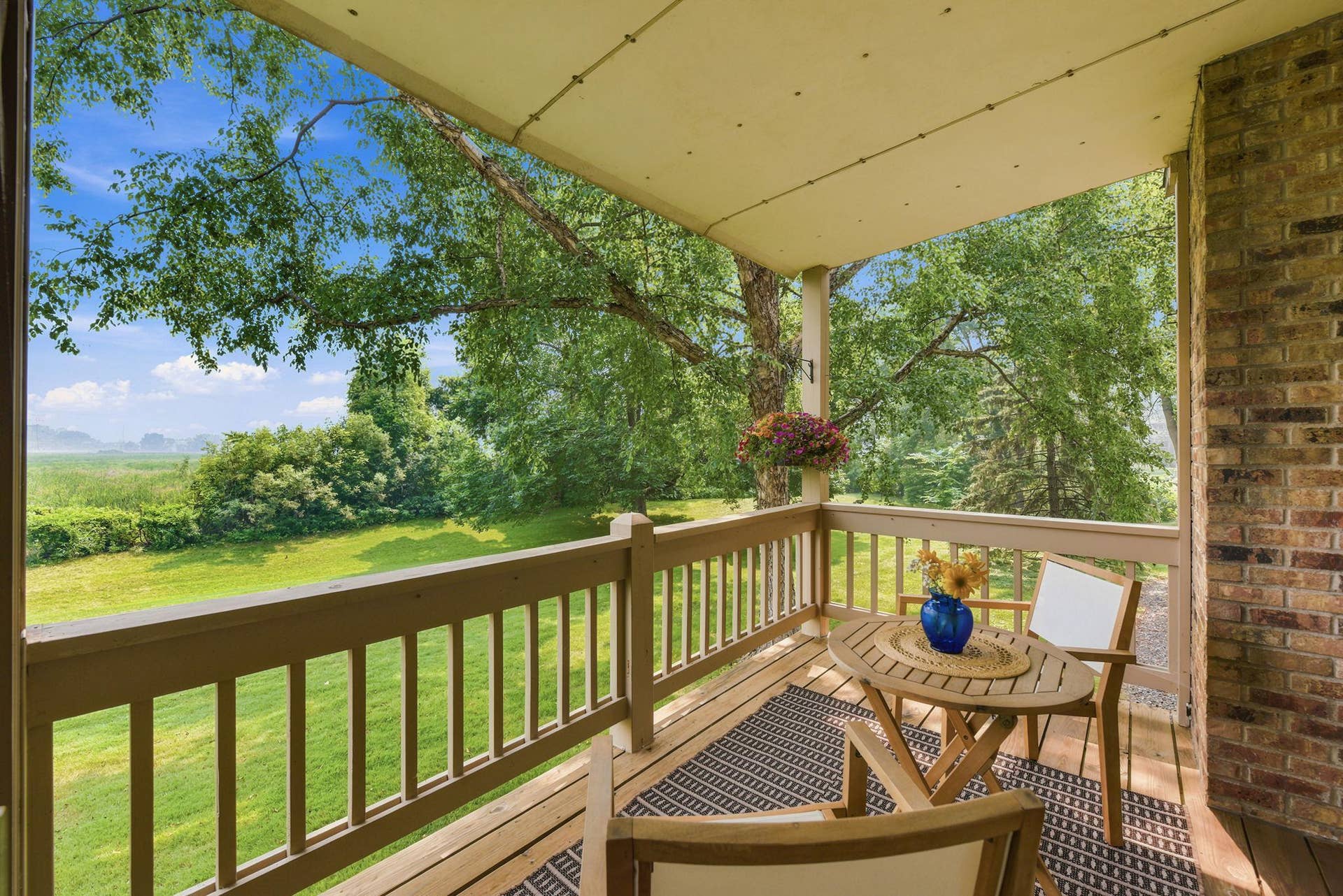 4254 Oakmede Lane, #87B, White Bear Lake, MN 55110 Large Covered Deck! Rain or Shine Enjoy your View from Covered Porch!