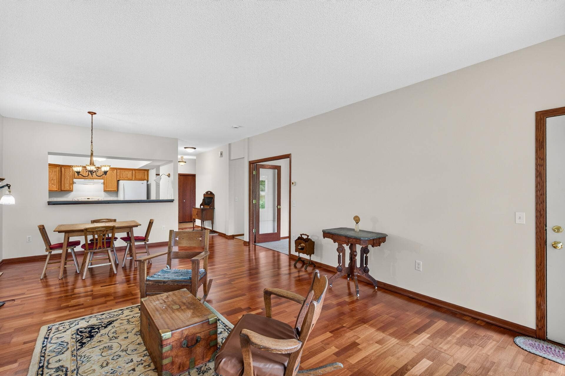 1101 Barclay Street, #1101, 92, Saint Paul, MN 55106 1101 Barclay Street, #1101, 92, Saint Paul, MN 55106