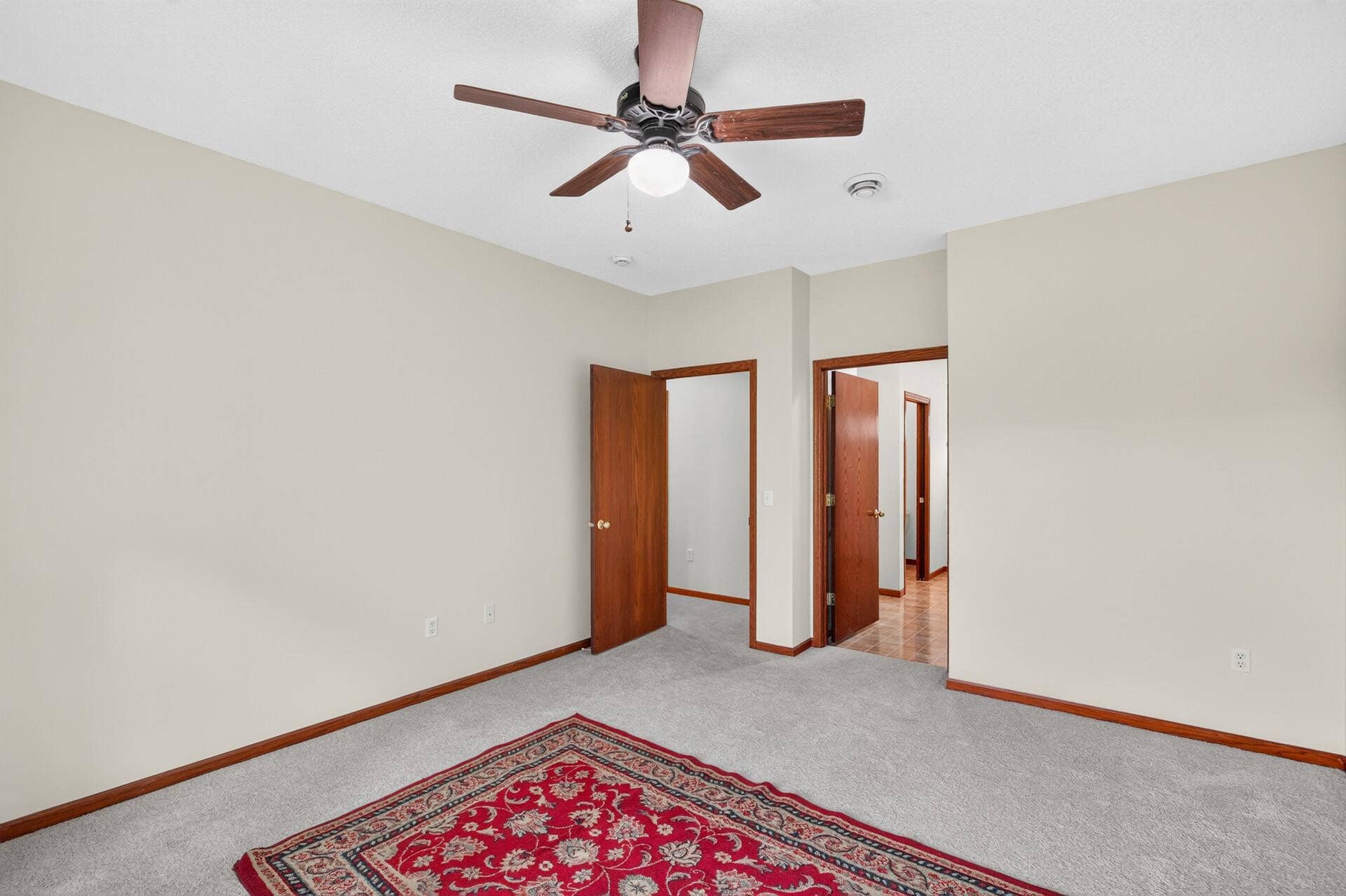 1101 Barclay Street, #1101, 92, Saint Paul, MN 55106 1101 Barclay Street, #1101, 92, Saint Paul, MN 55106