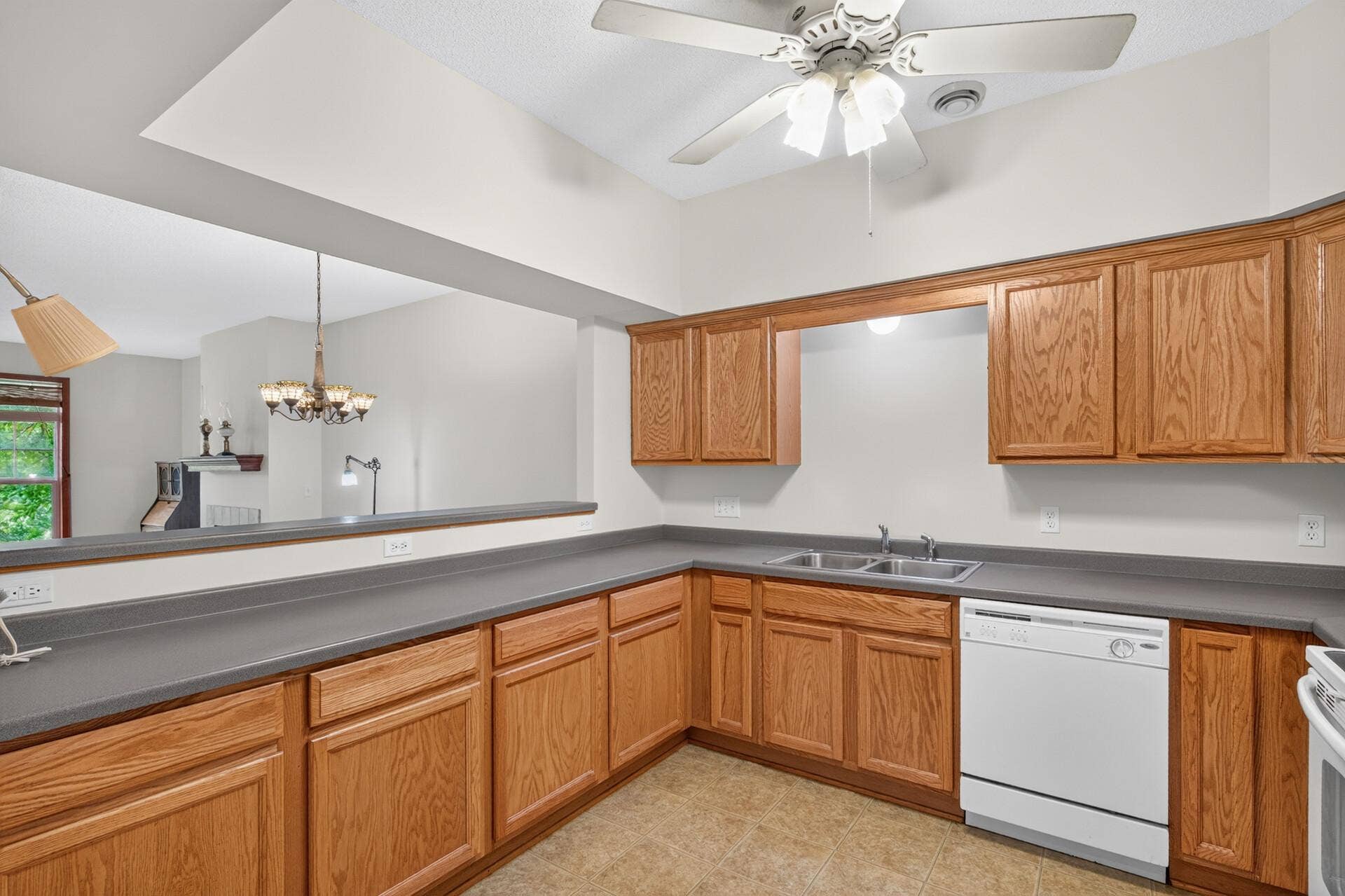 1101 Barclay Street, #1101, 92, Saint Paul, MN 55106 1101 Barclay Street, #1101, 92, Saint Paul, MN 55106