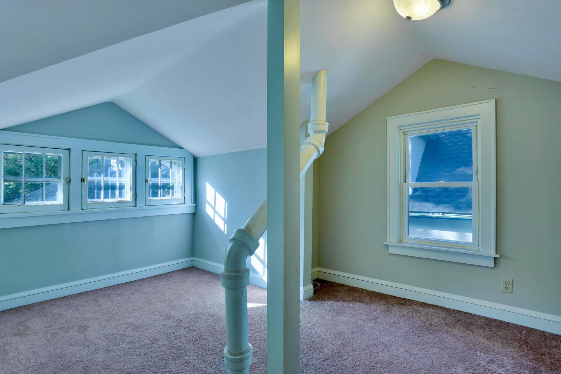 3905 Elliot Avenue, 3, Minneapolis, MN 55407 Upper Level Flex Room