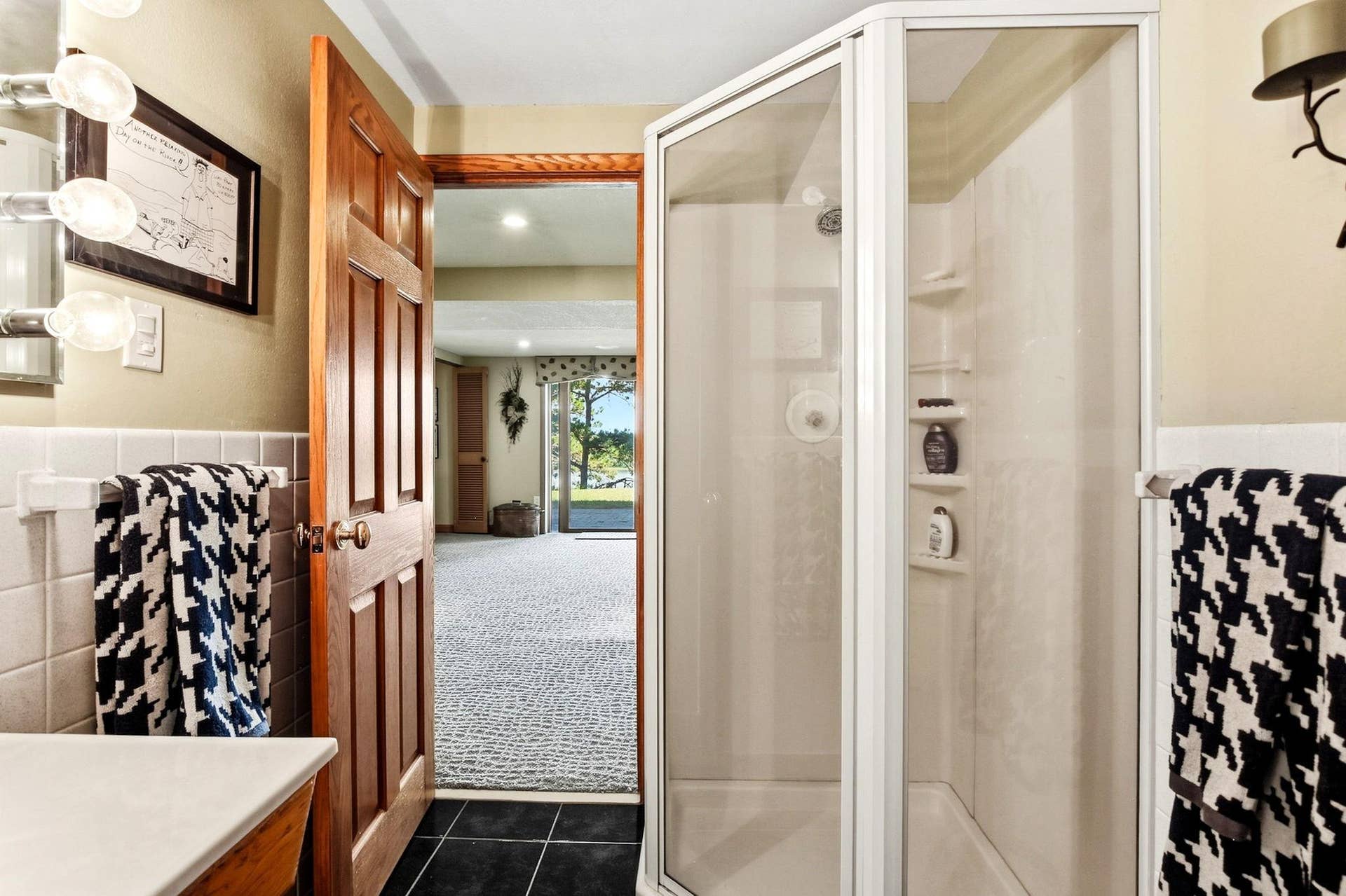 52-web-or-mls-1963-Quant-Ave-N-52.jpg