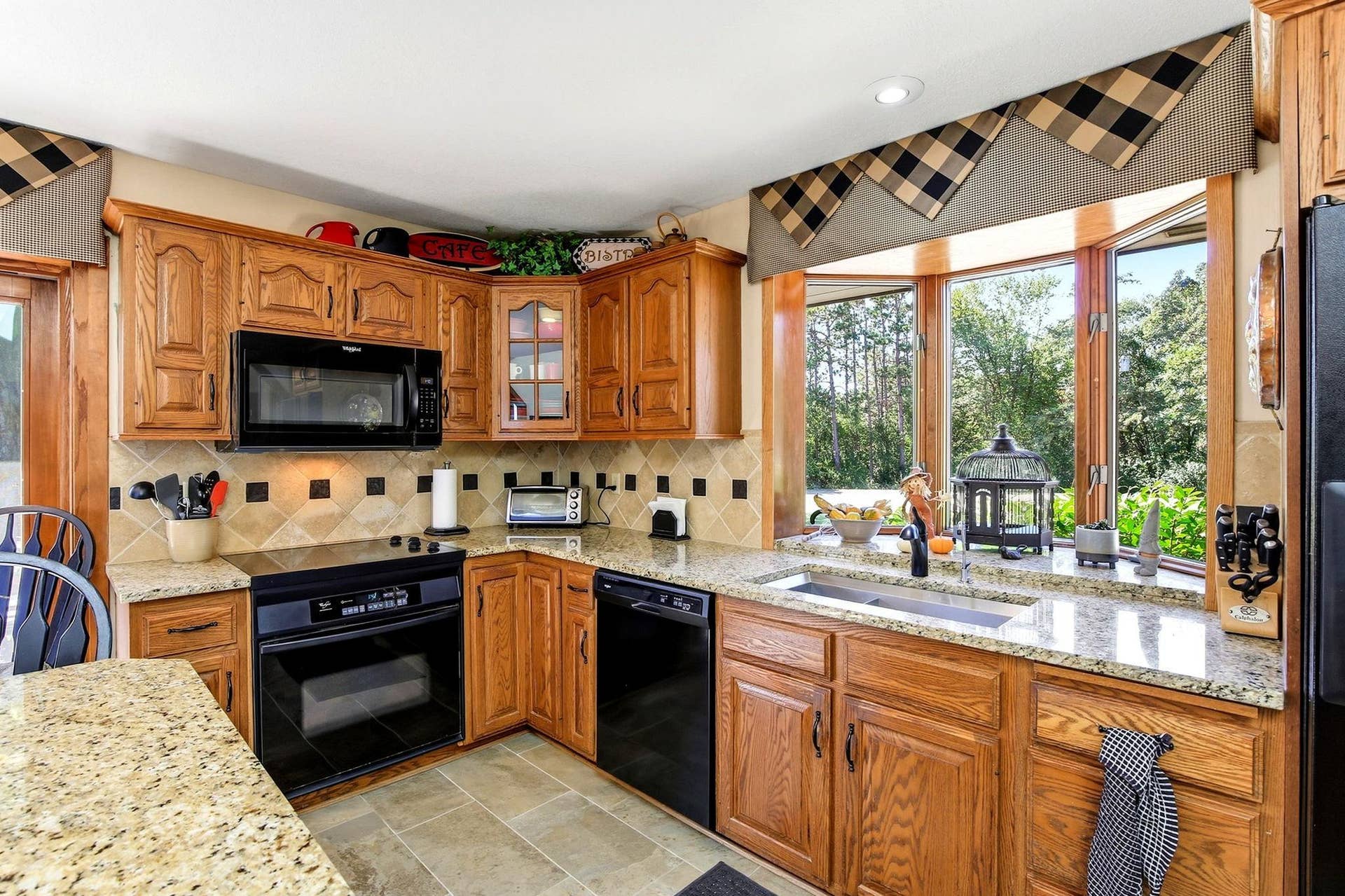22-web-or-mls-1963-Quant-Ave-N-22.jpg