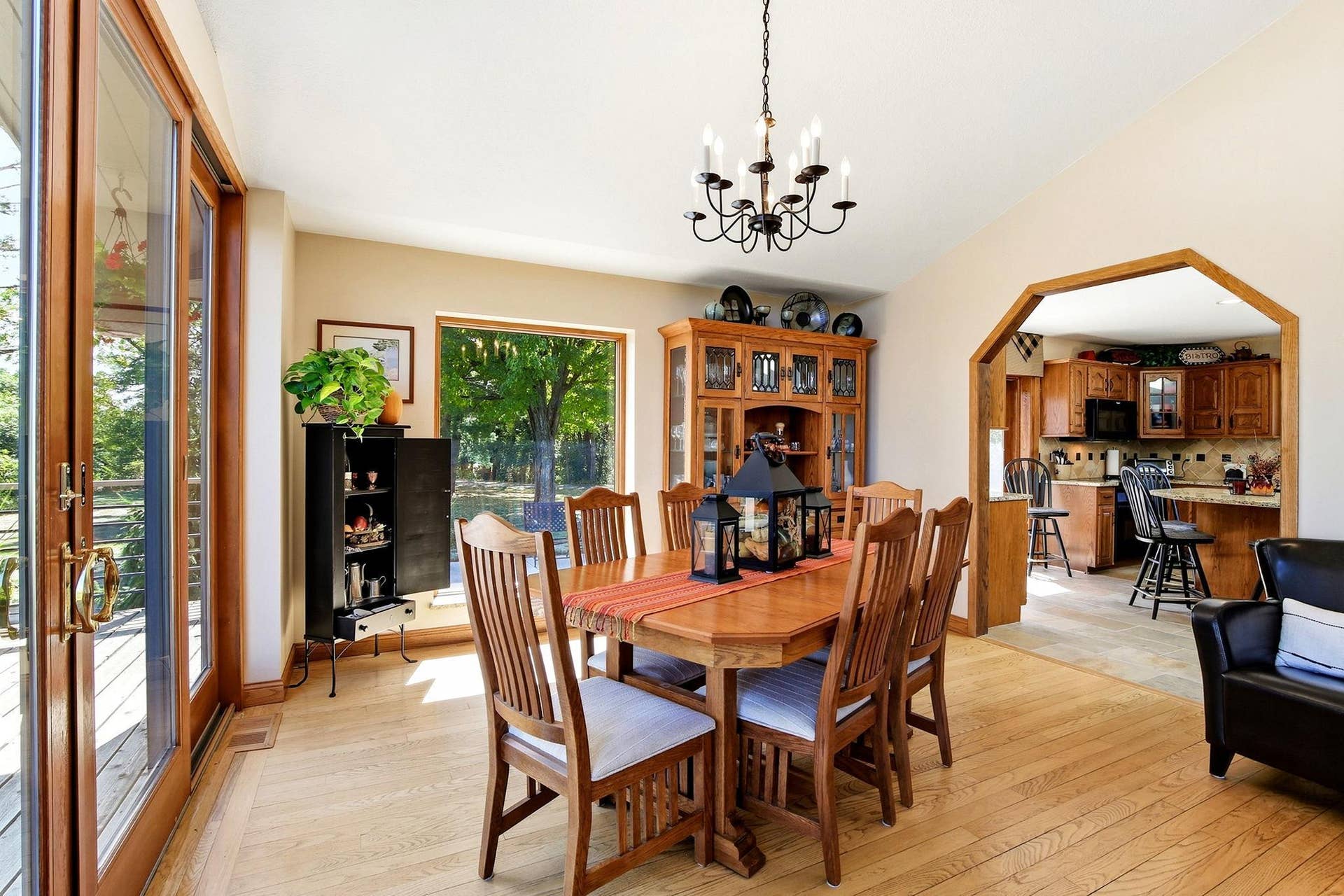 13-web-or-mls-1963-Quant-Ave-N-13.jpg