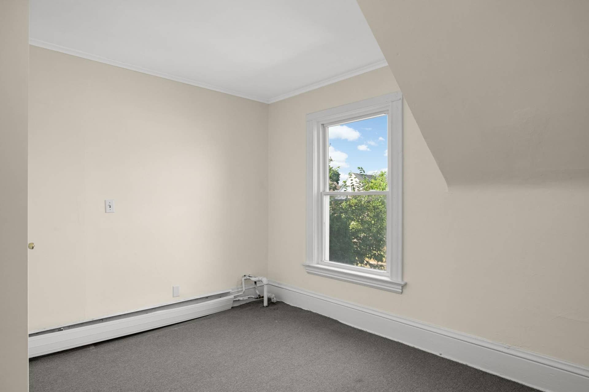 2630 Girard Avenue N, 36, Minneapolis, MN 55411 Image-25.jpg