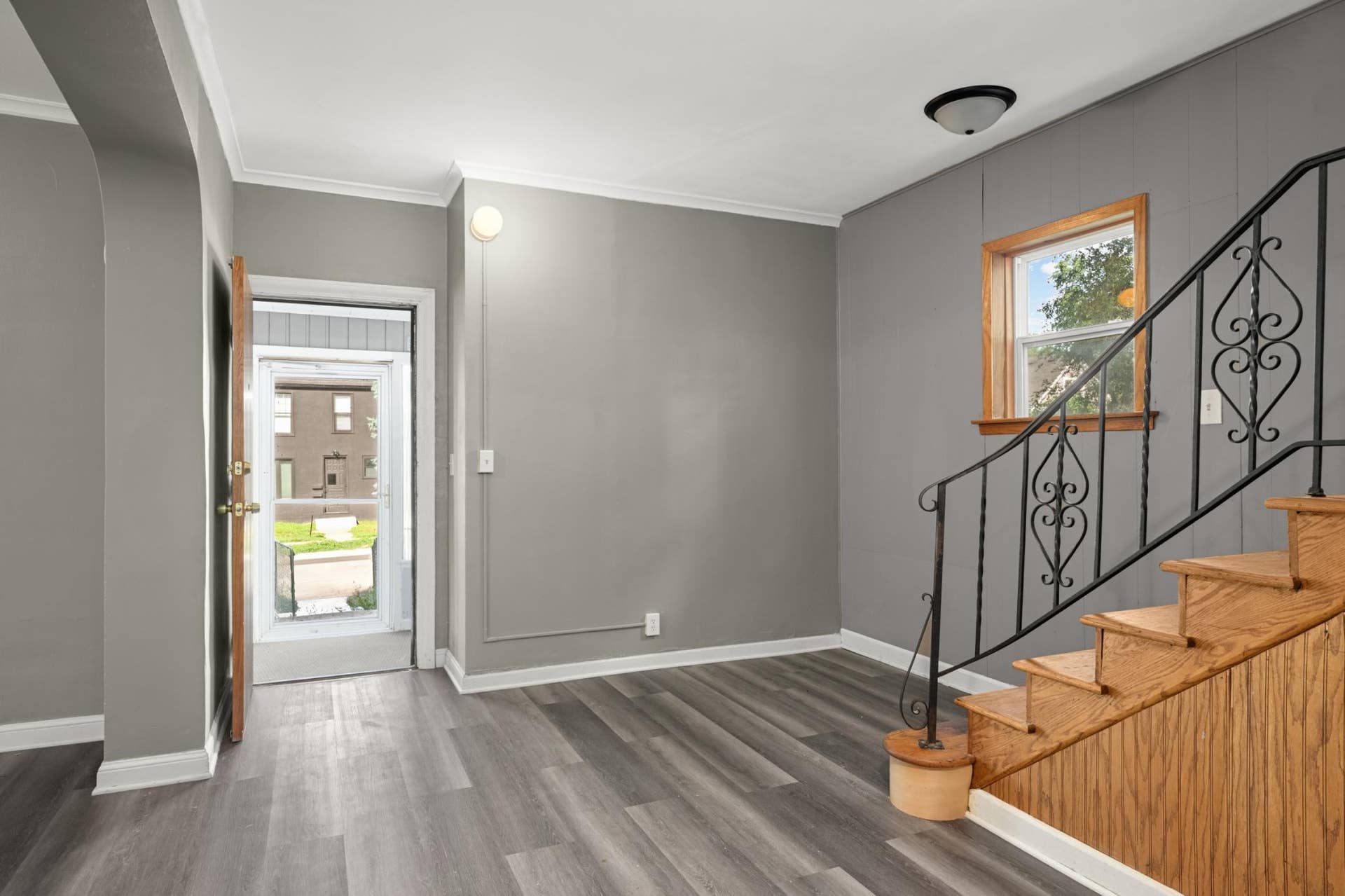 2630 Girard Avenue N, 36, Minneapolis, MN 55411 Image-3.jpg