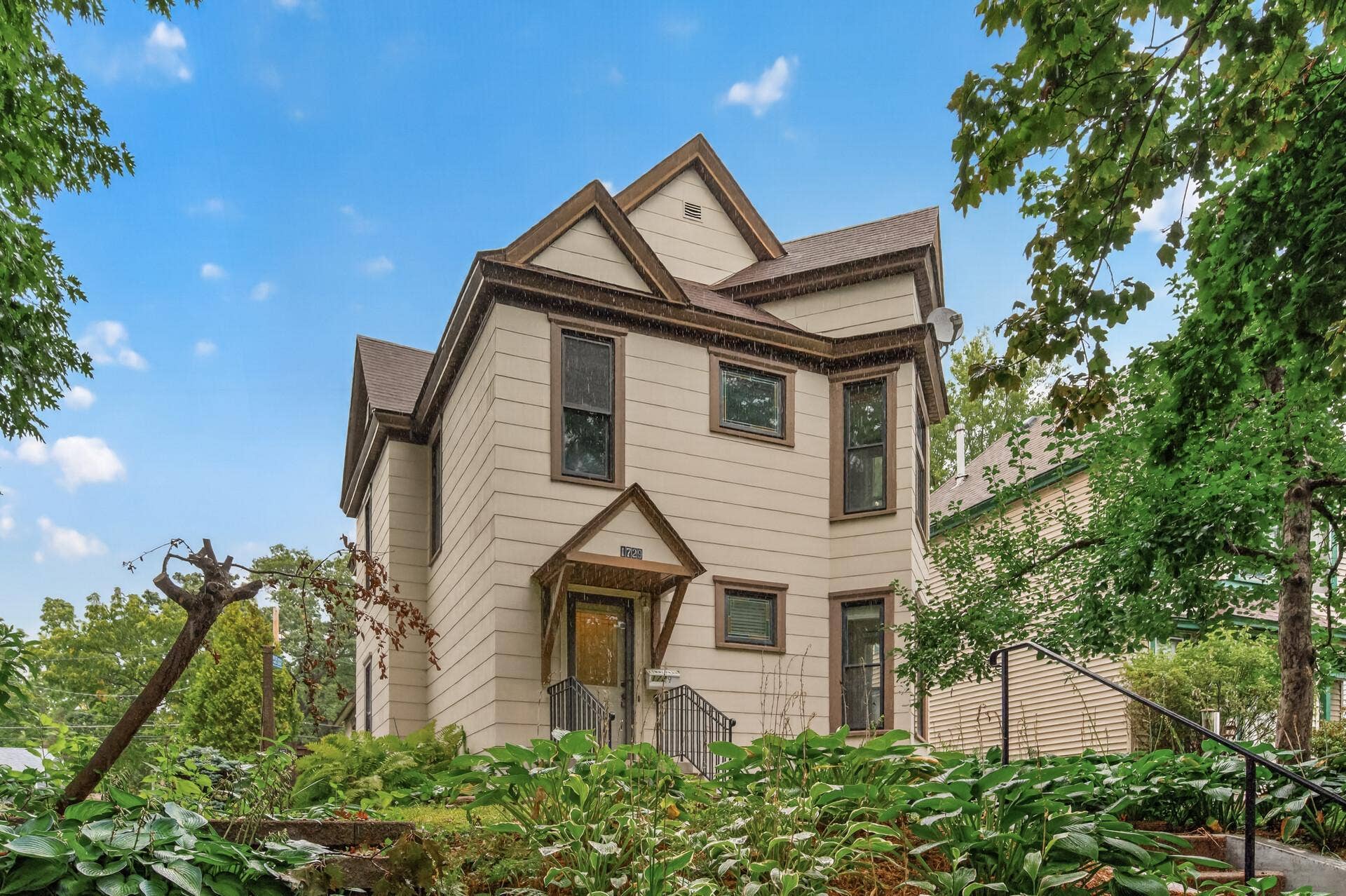 1729 Minnehaha Avenue W, 93, Saint Paul, MN 55104 01_1729_Minnehaha1_mls.jpg