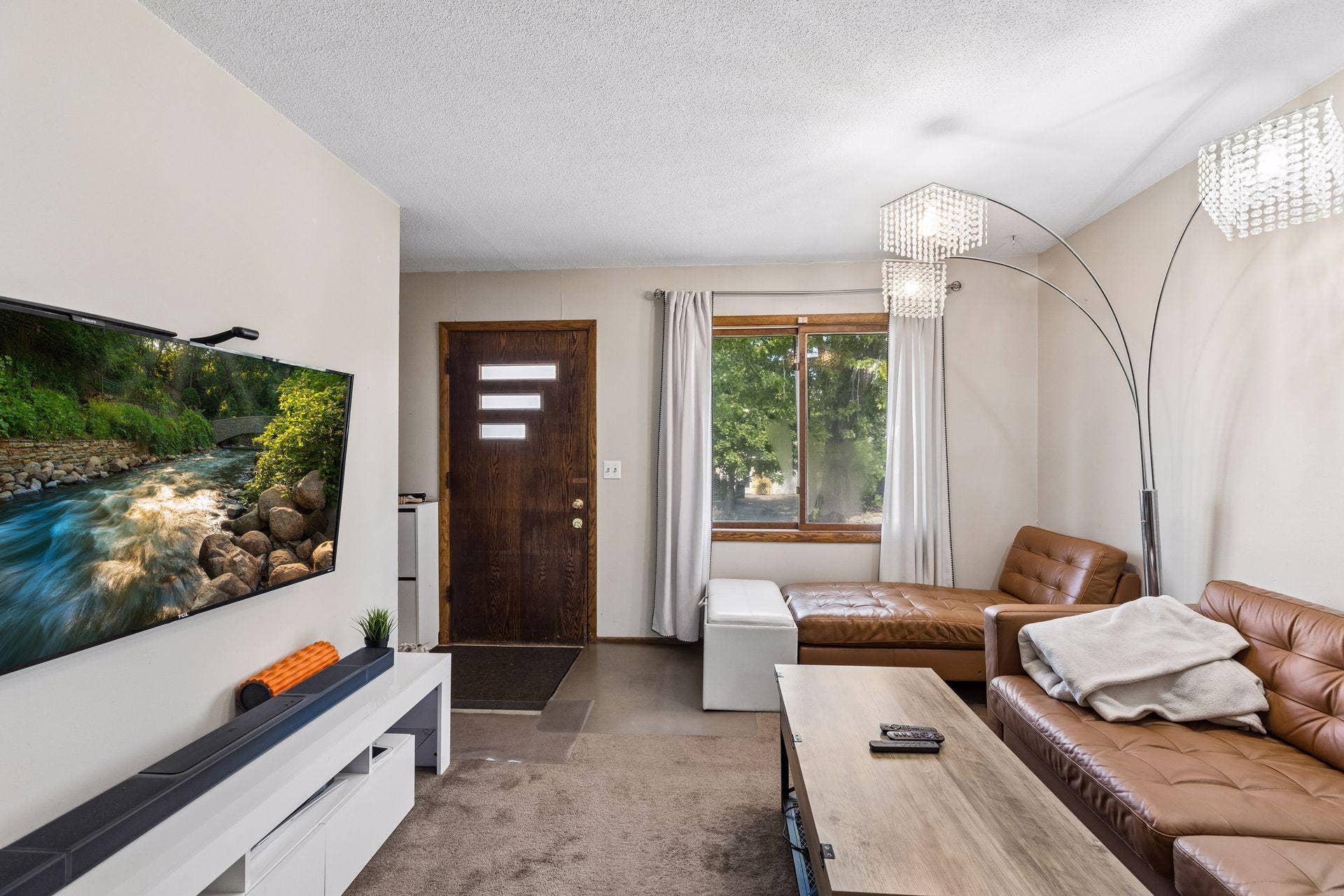 Living Room - 2226 Beech Street E