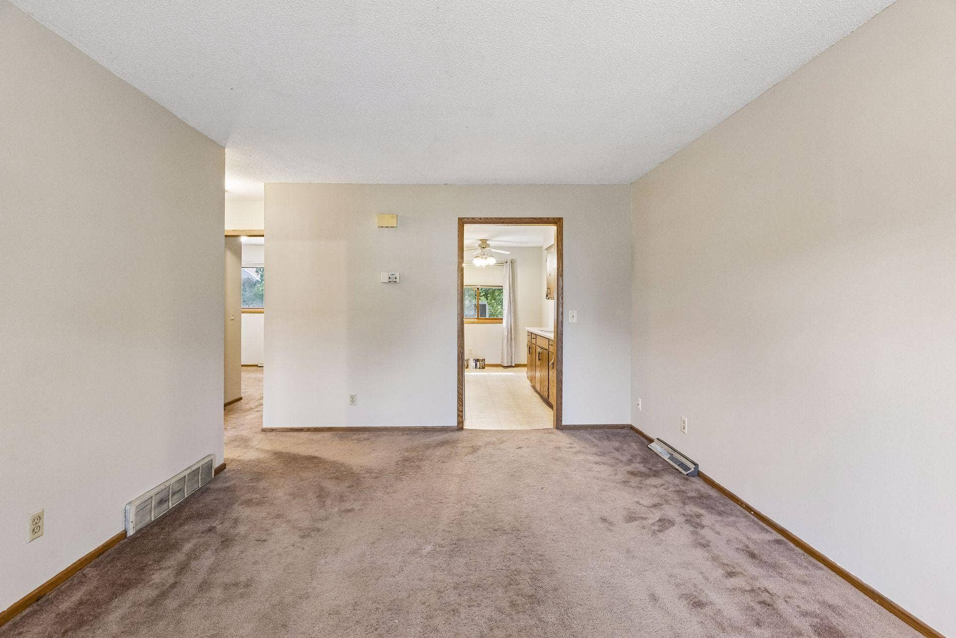 Living Room - 2222 Beech Street E