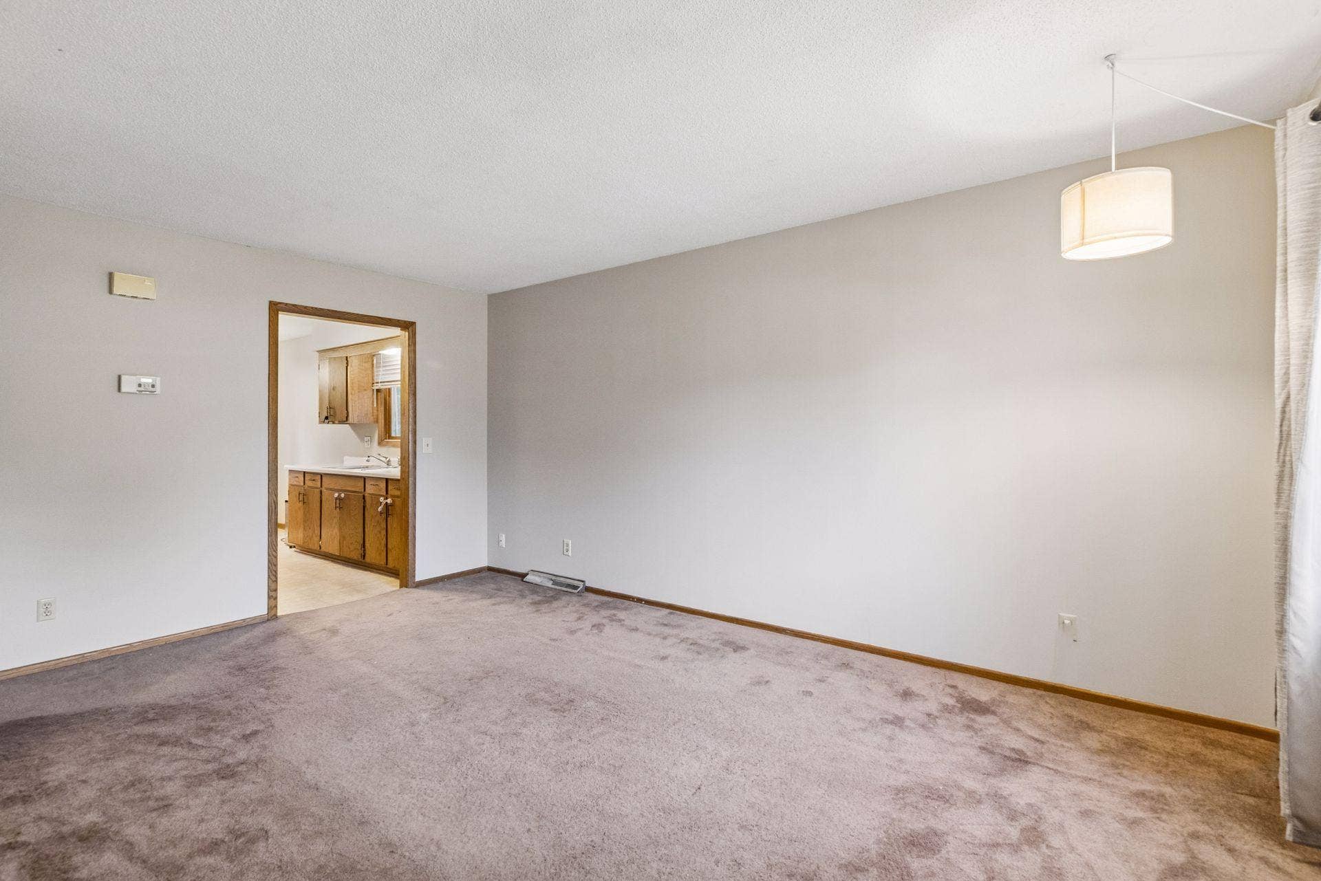 Living Room - 2222 Beech Street E