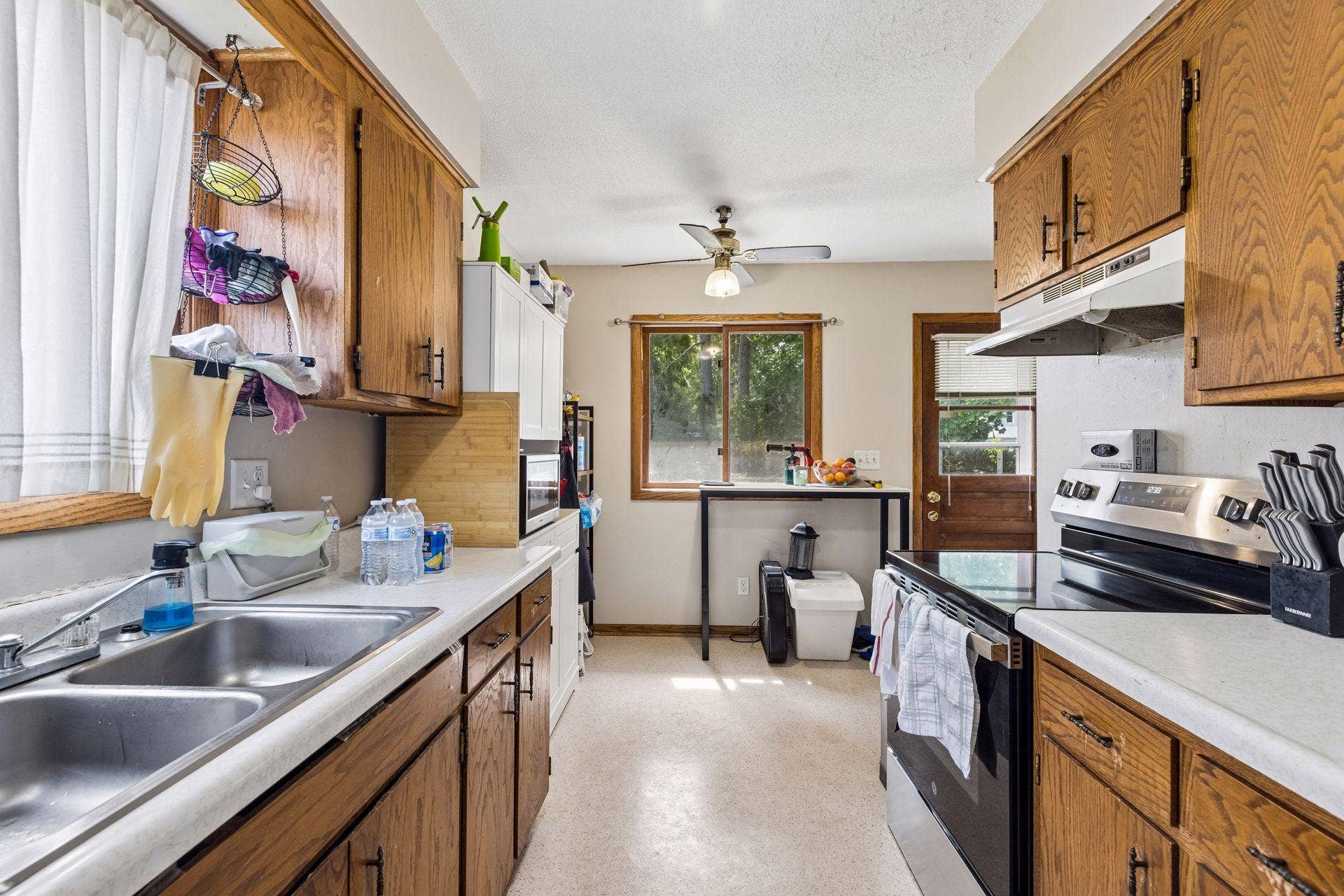 Kitchen - 2226 Beech Street E