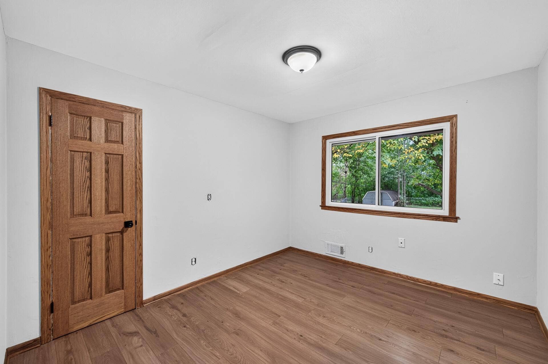 6913 Toledo Avenue N, Brooklyn Center, MN 55429 38_6913_Toledo19_mls.jpg