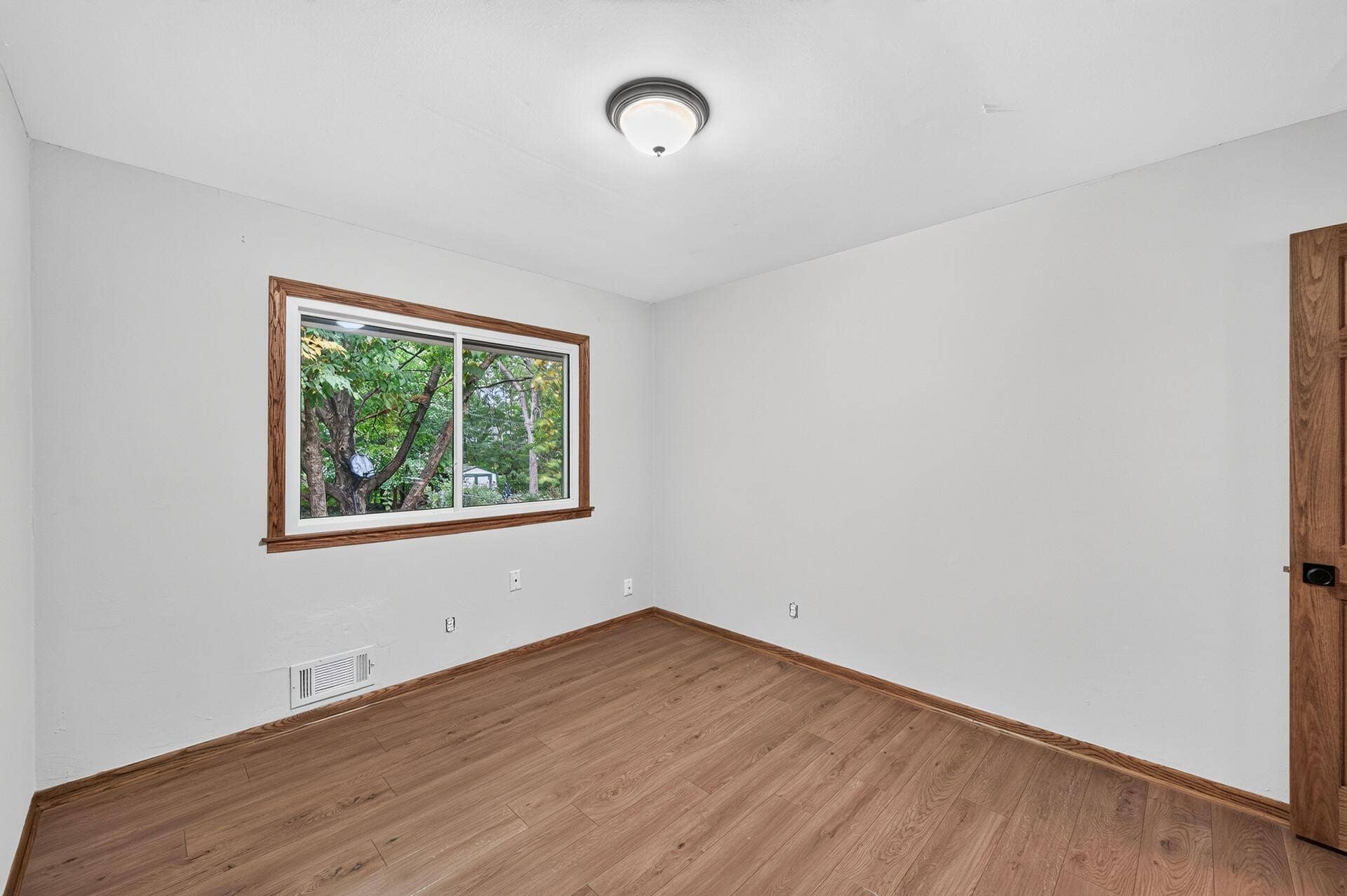6913 Toledo Avenue N, Brooklyn Center, MN 55429 39_6913_Toledo20_mls.jpg