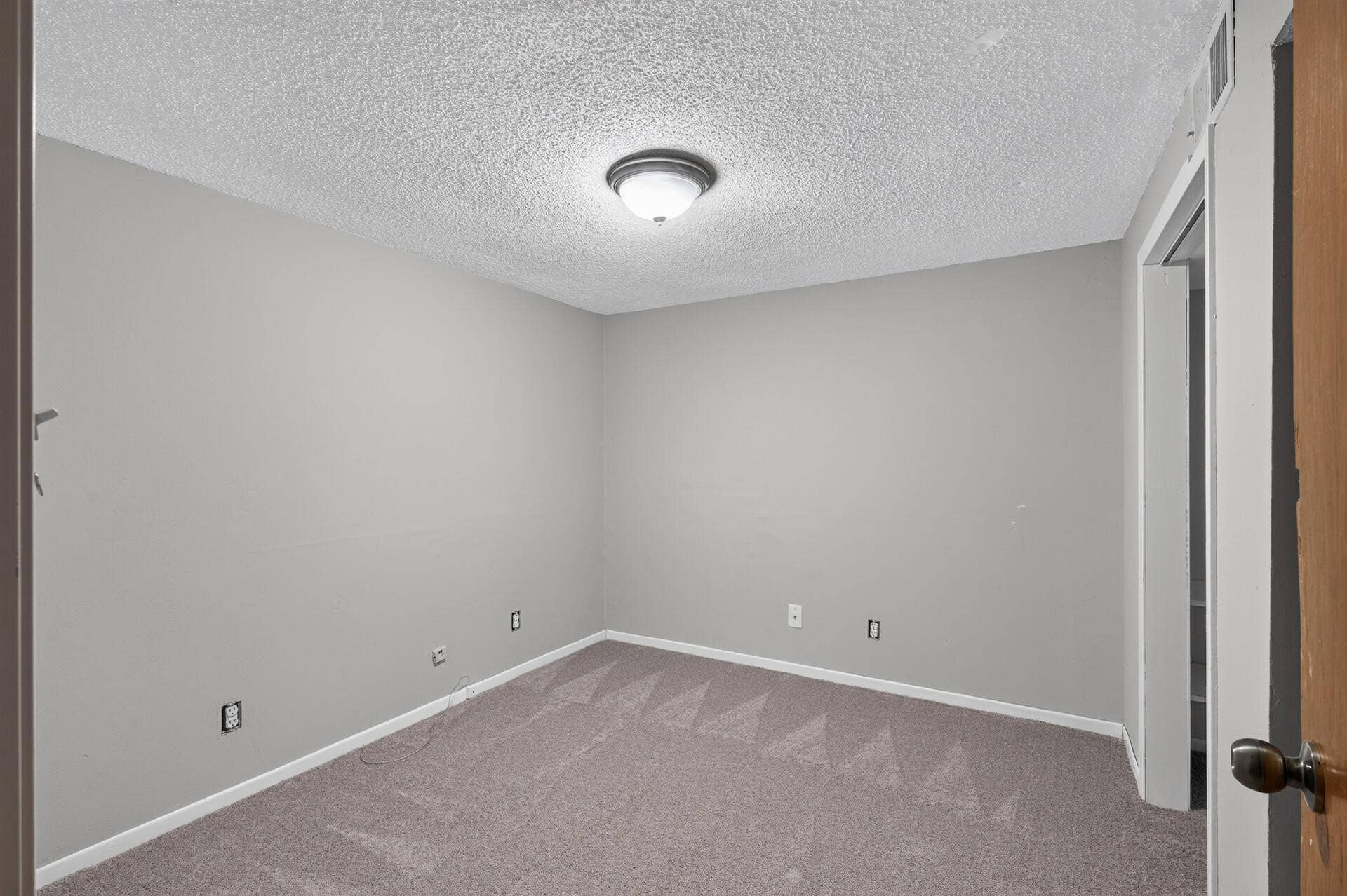 6913 Toledo Avenue N, Brooklyn Center, MN 55429 44_6913_Toledo24_mls.jpg