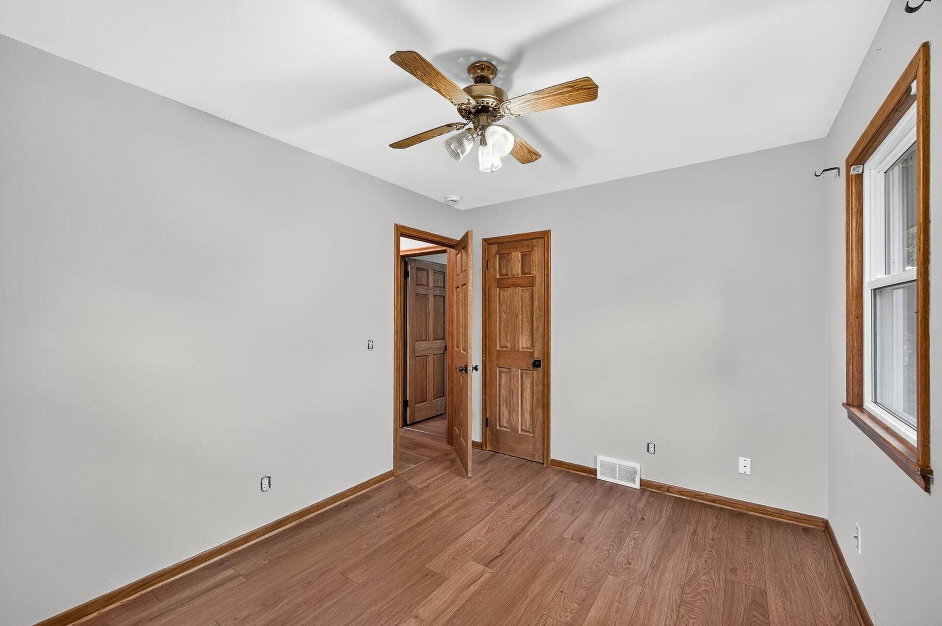 6913 Toledo Avenue N, Brooklyn Center, MN 55429 34_6913_Toledo16_mls.jpg