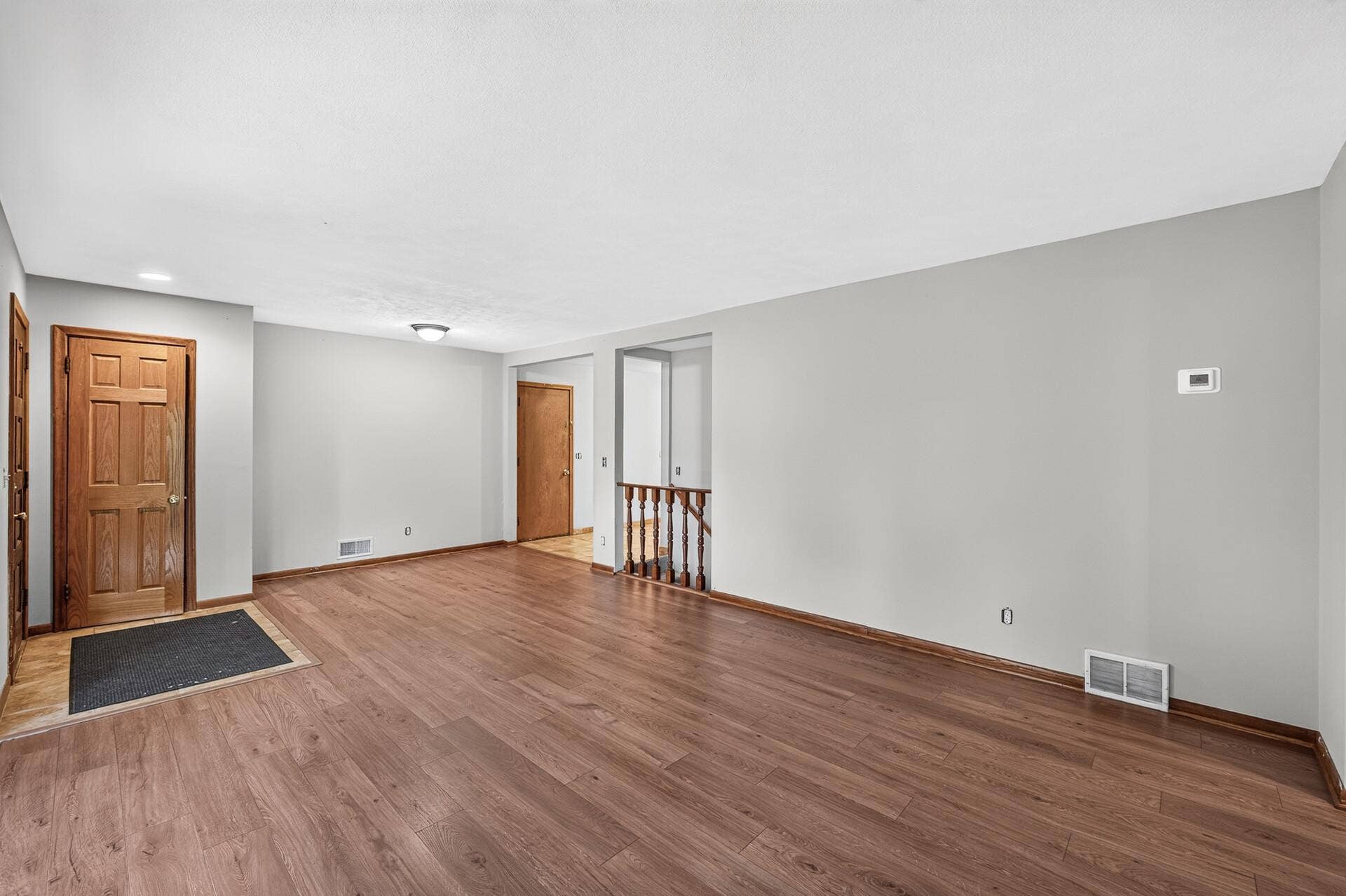 6913 Toledo Avenue N, Brooklyn Center, MN 55429 20_6913_Toledo4 (1)_mls.jpg