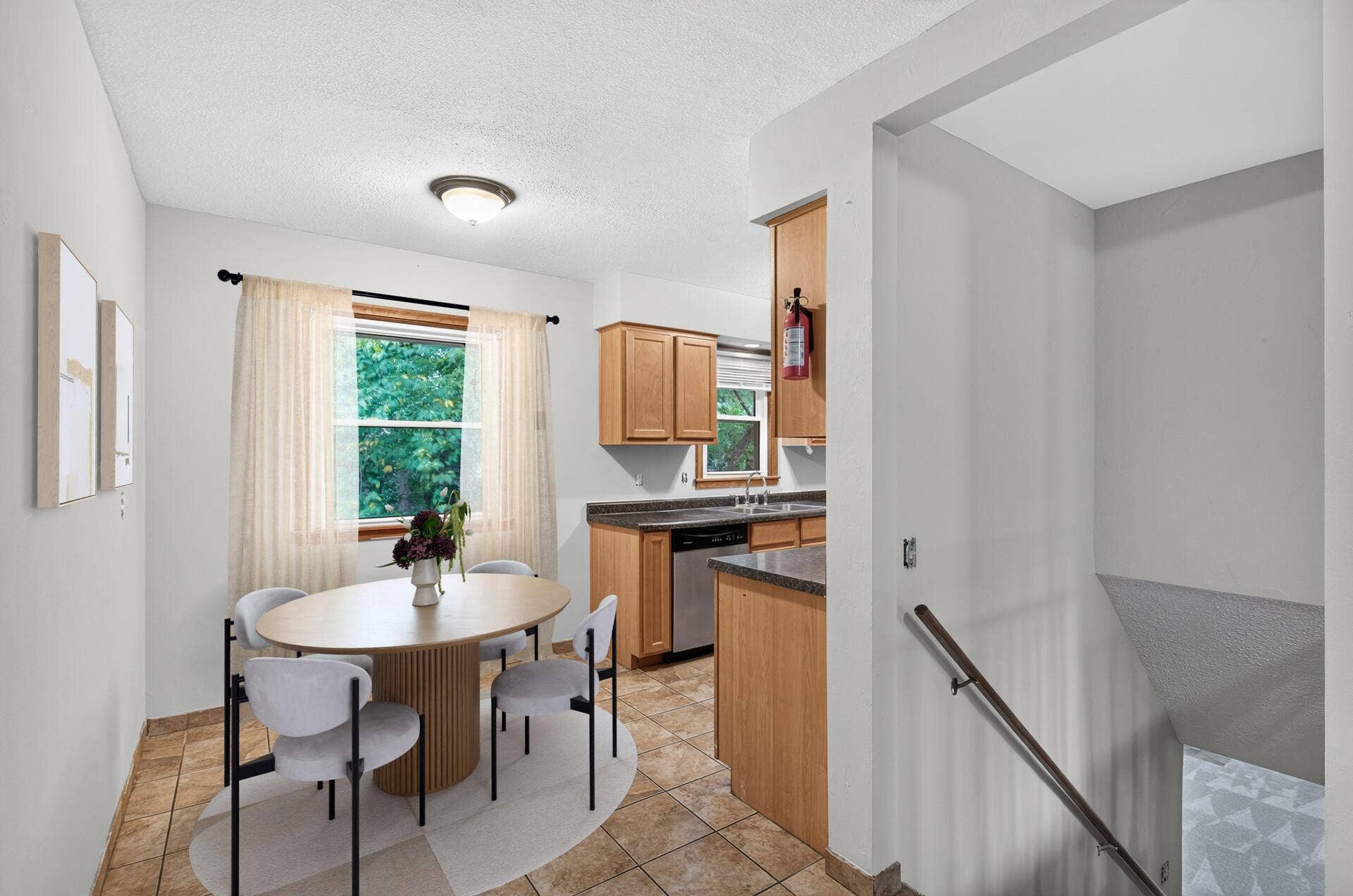 6913 Toledo Avenue N, Brooklyn Center, MN 55429 24_6913_Toledo_6913_Toledo7_0101026_12_00_mls.jpg