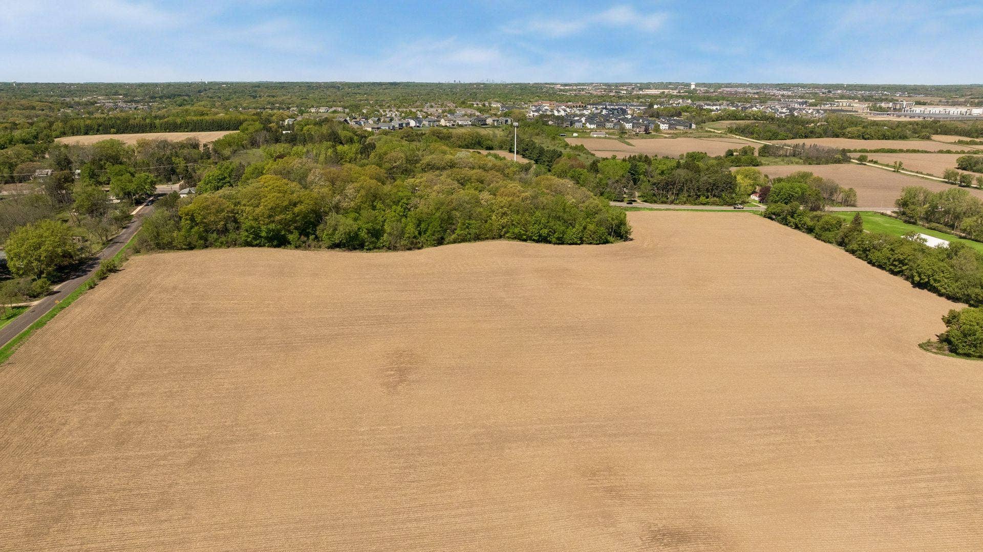 12150 S 15th Street, Afton, MN 55001 From charming village restaurants and boutiques to expansive parks and regional shopping, everything you need is just minutes away with MSP Airport within an easy half-hour drive.