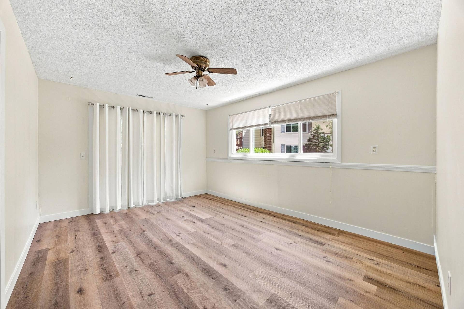 14363 91st Place N, Maple Grove, MN 55369 14363 91st Place N, Maple Grove, MN 55369