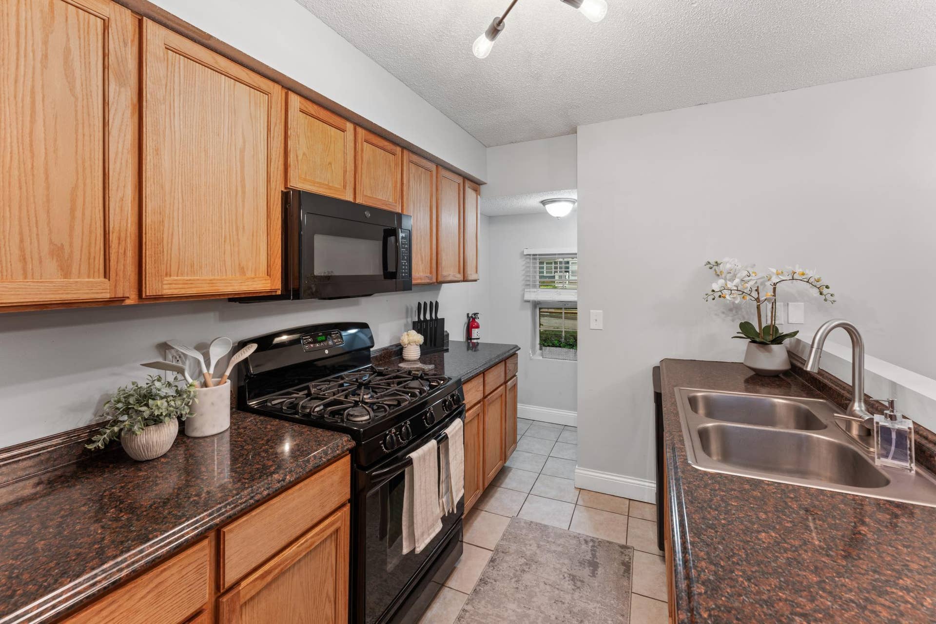 2518 Buchanan Street NE, 2, Minneapolis, MN 55418 2518 Buchanan Street NE, 2, Minneapolis, MN 55418