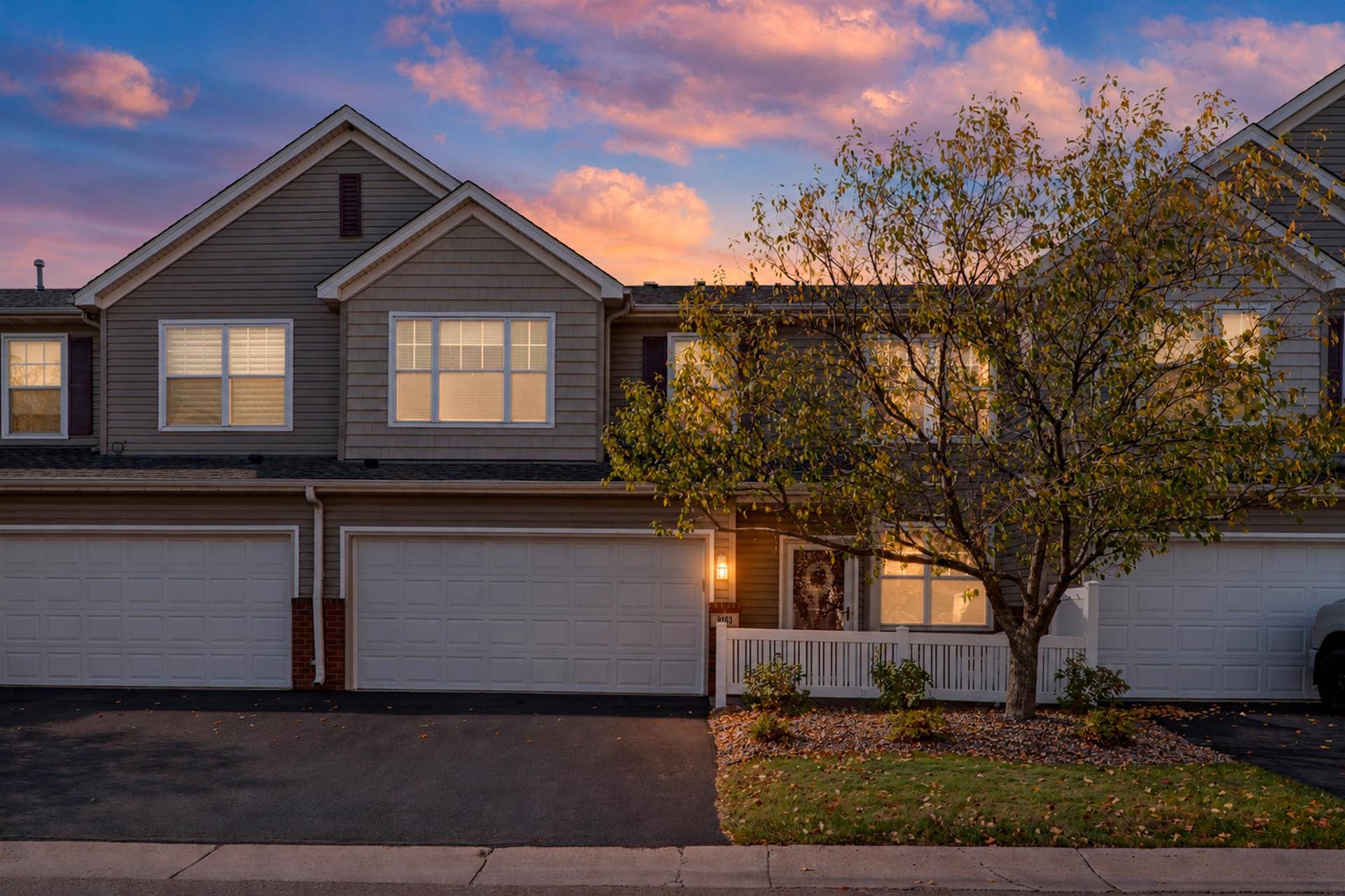 9153 Holly Lane N, Maple Grove, MN 55311 9153 Holly Lane N, Maple Grove, MN 55311