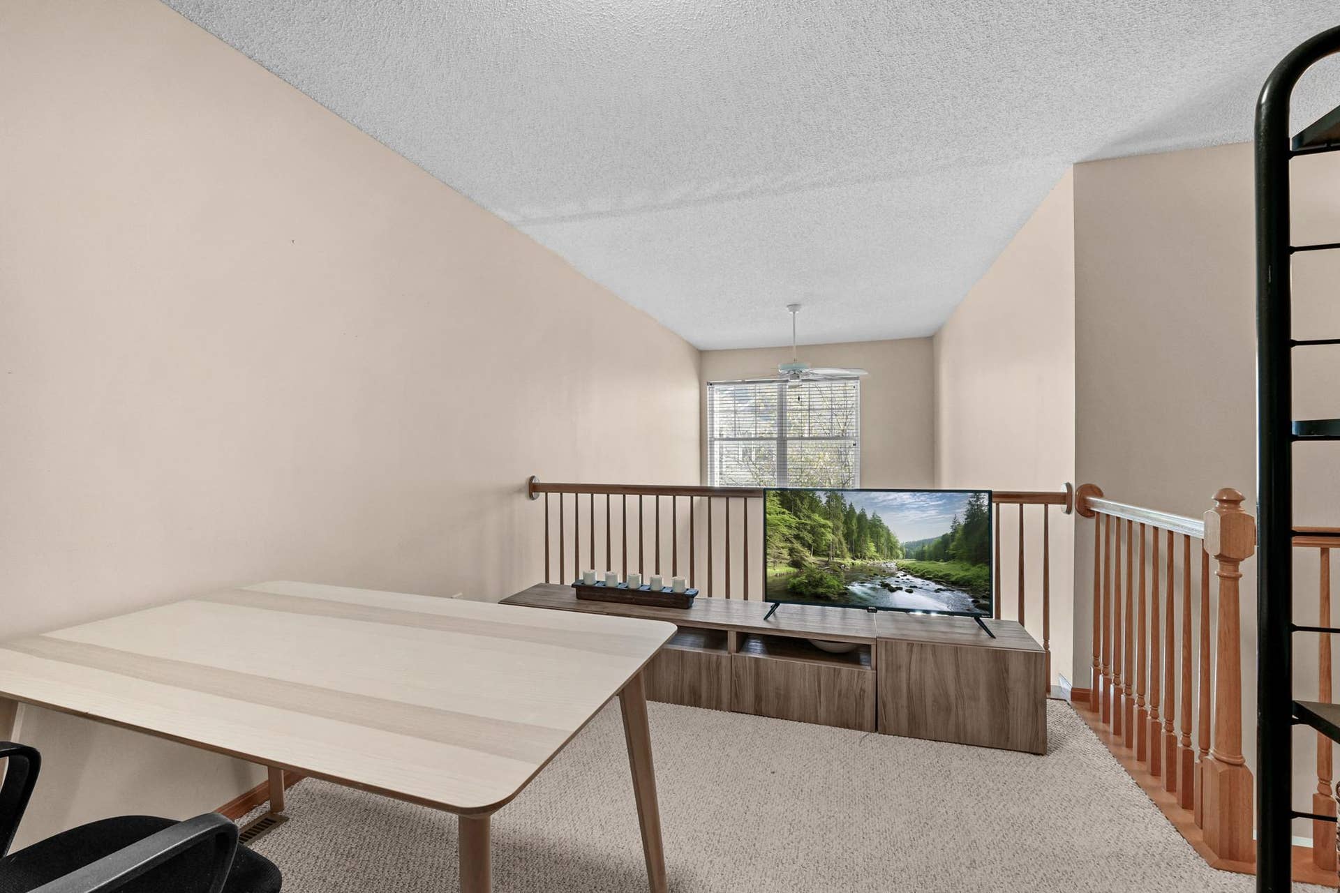 9153 Holly Lane N, Maple Grove, MN 55311 9153 Holly Lane N, Maple Grove, MN 55311
