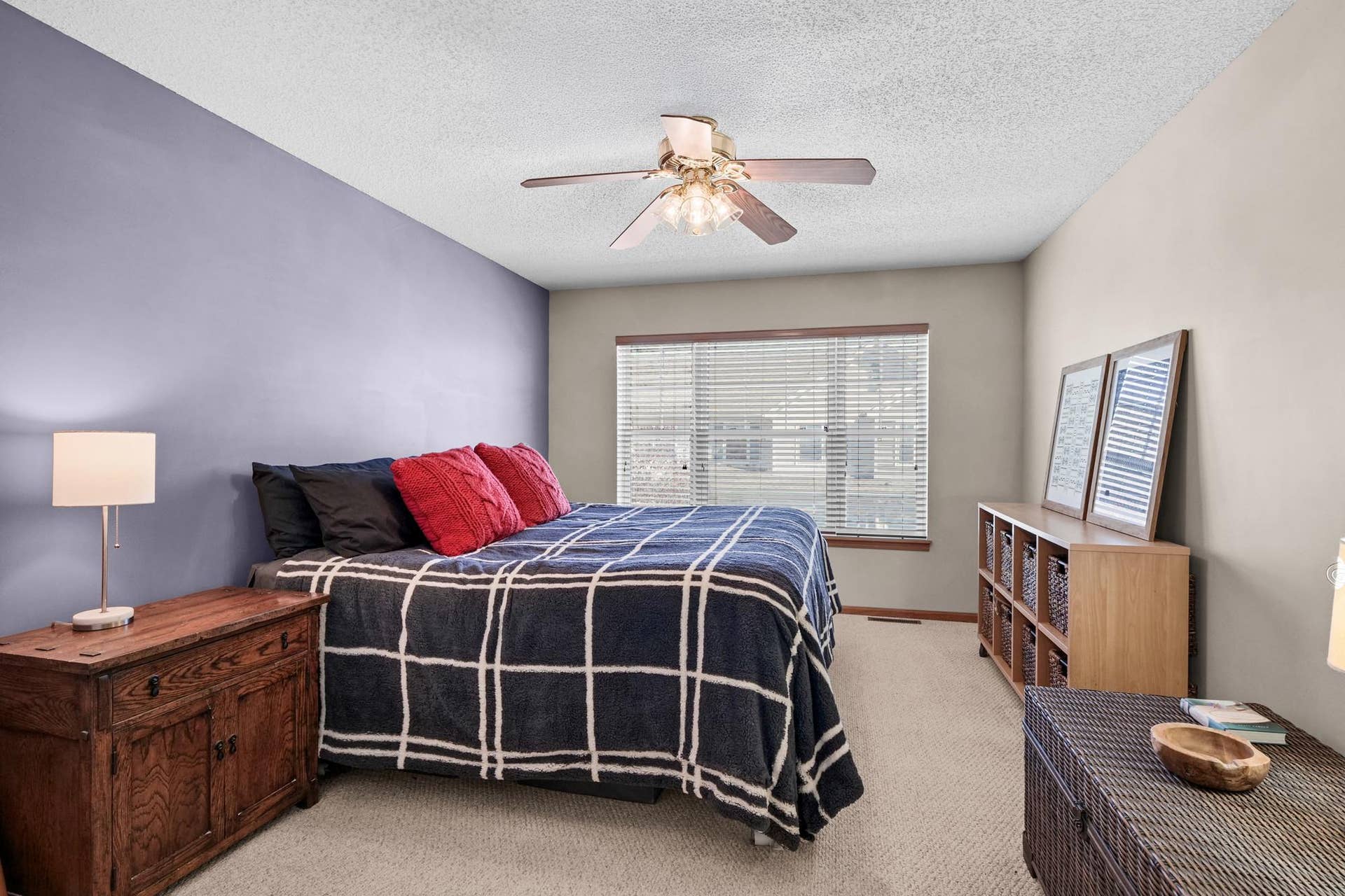 9153 Holly Lane N, Maple Grove, MN 55311 9153 Holly Lane N, Maple Grove, MN 55311