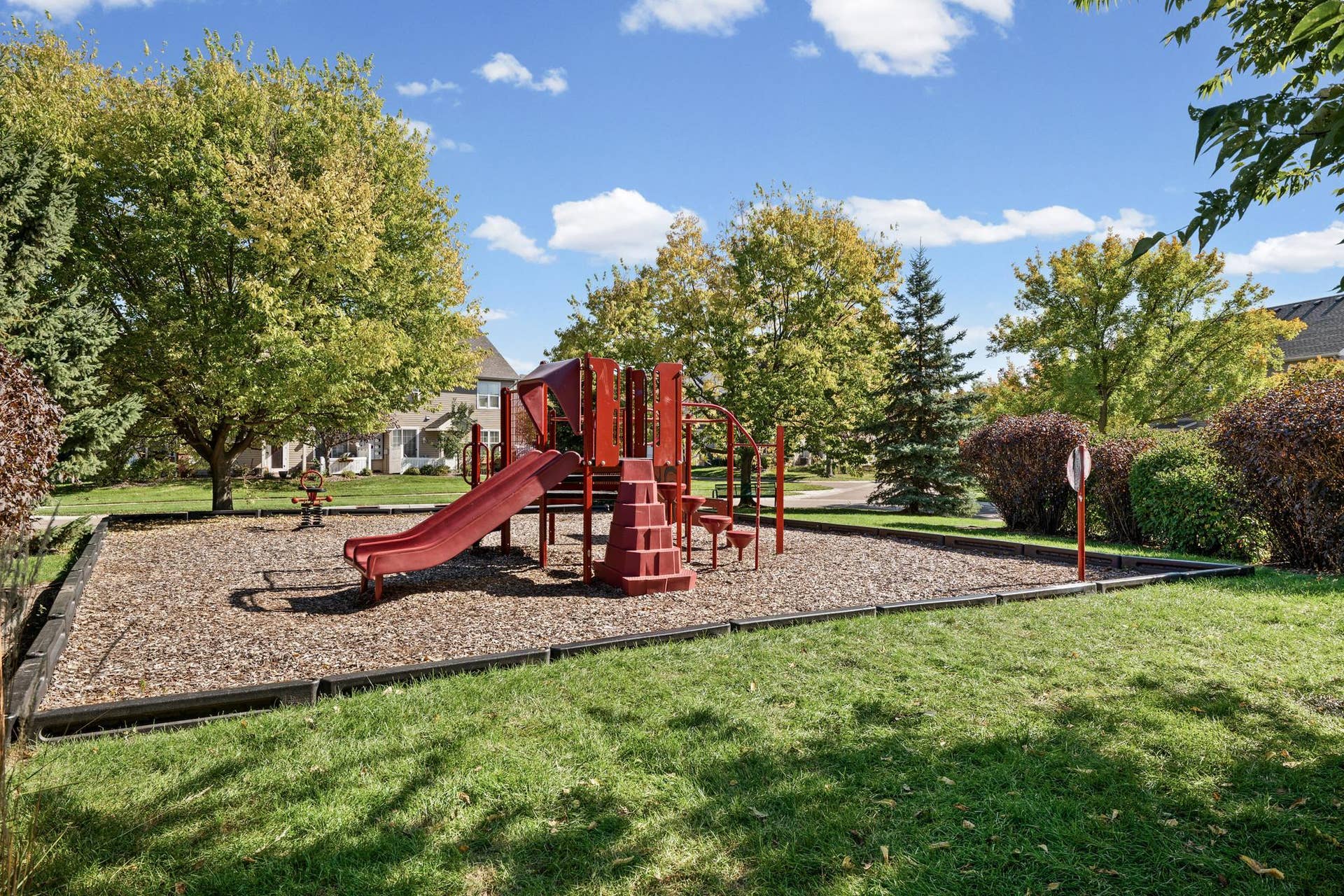 9153 Holly Lane N, Maple Grove, MN 55311 9153 Holly Lane N, Maple Grove, MN 55311