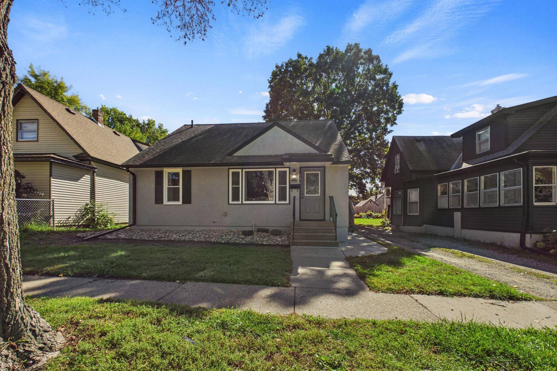 186 Hurley Street E, West Saint Paul, MN 55118 186 Hurley Street E, West Saint Paul, MN 55118