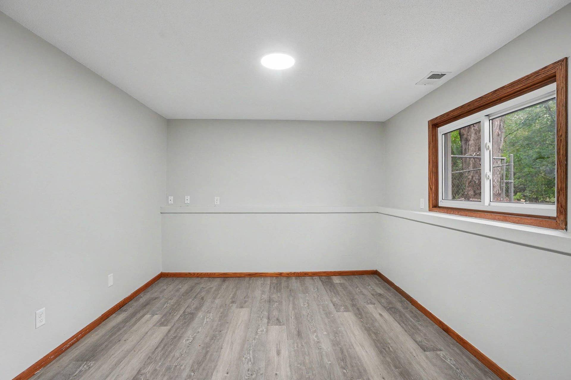 5315 Angeline Avenue N, Crystal, MN 55429 022_file_1840.jpg