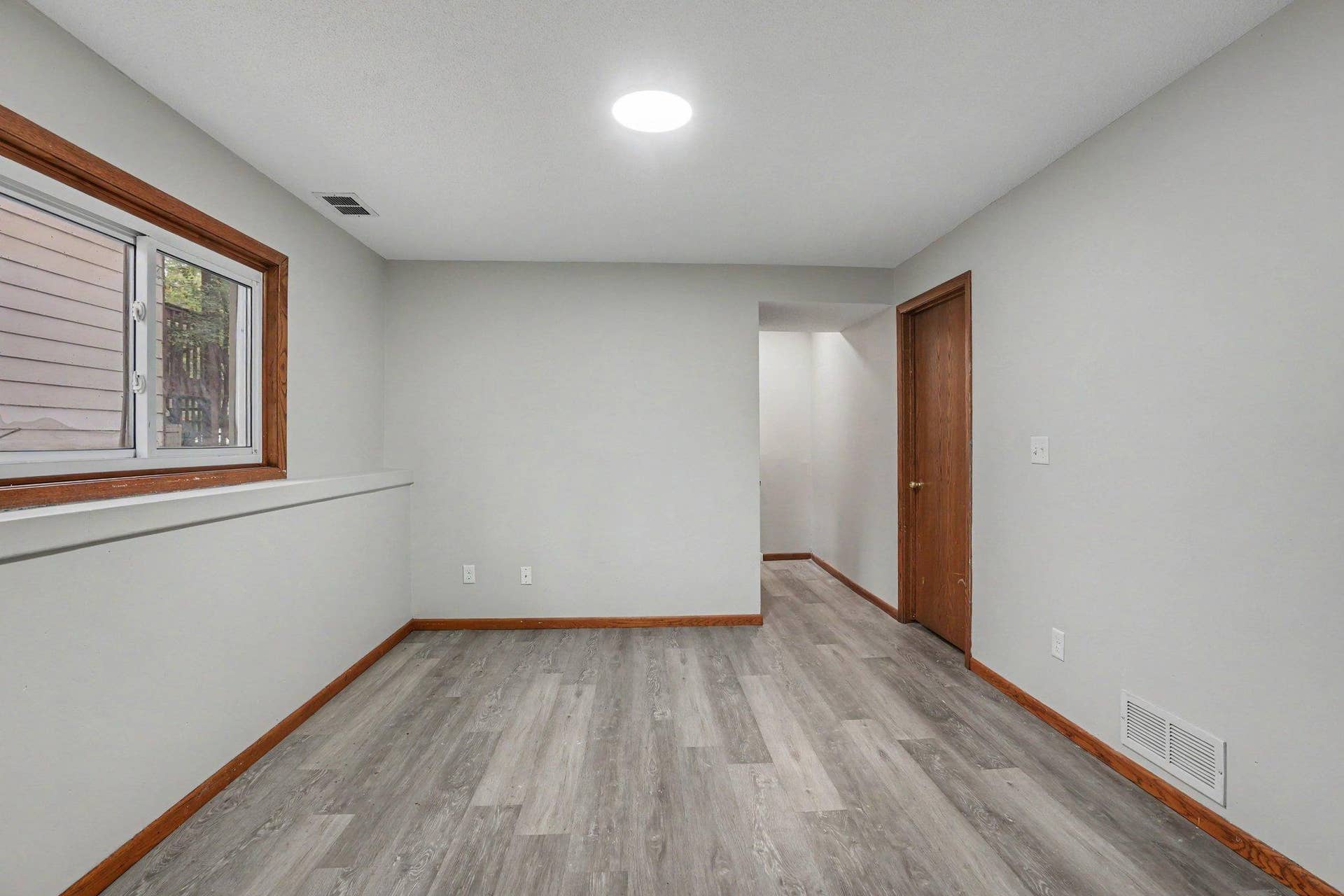 5315 Angeline Avenue N, Crystal, MN 55429 019_file_9696.jpg