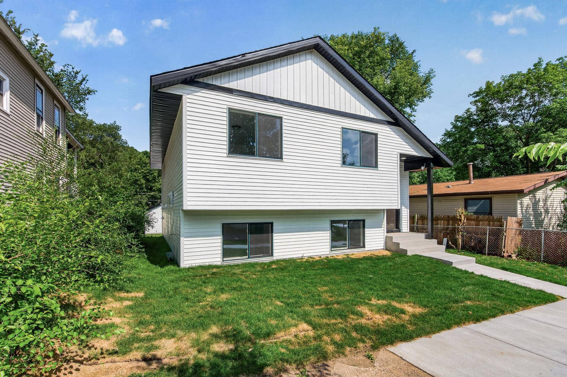 926 Galtier Street, 97, Saint Paul, MN 55117 02_926_Galtier2_mls.jpg