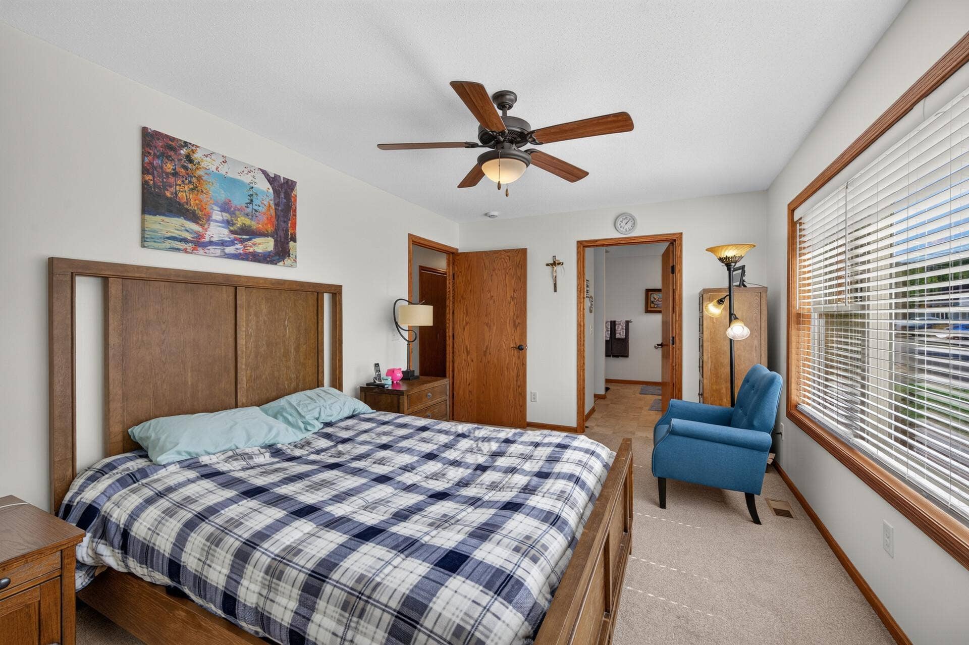 619 7th Street, Newport, MN 55055 Owner's bedroom with private 3/4 bathroom.