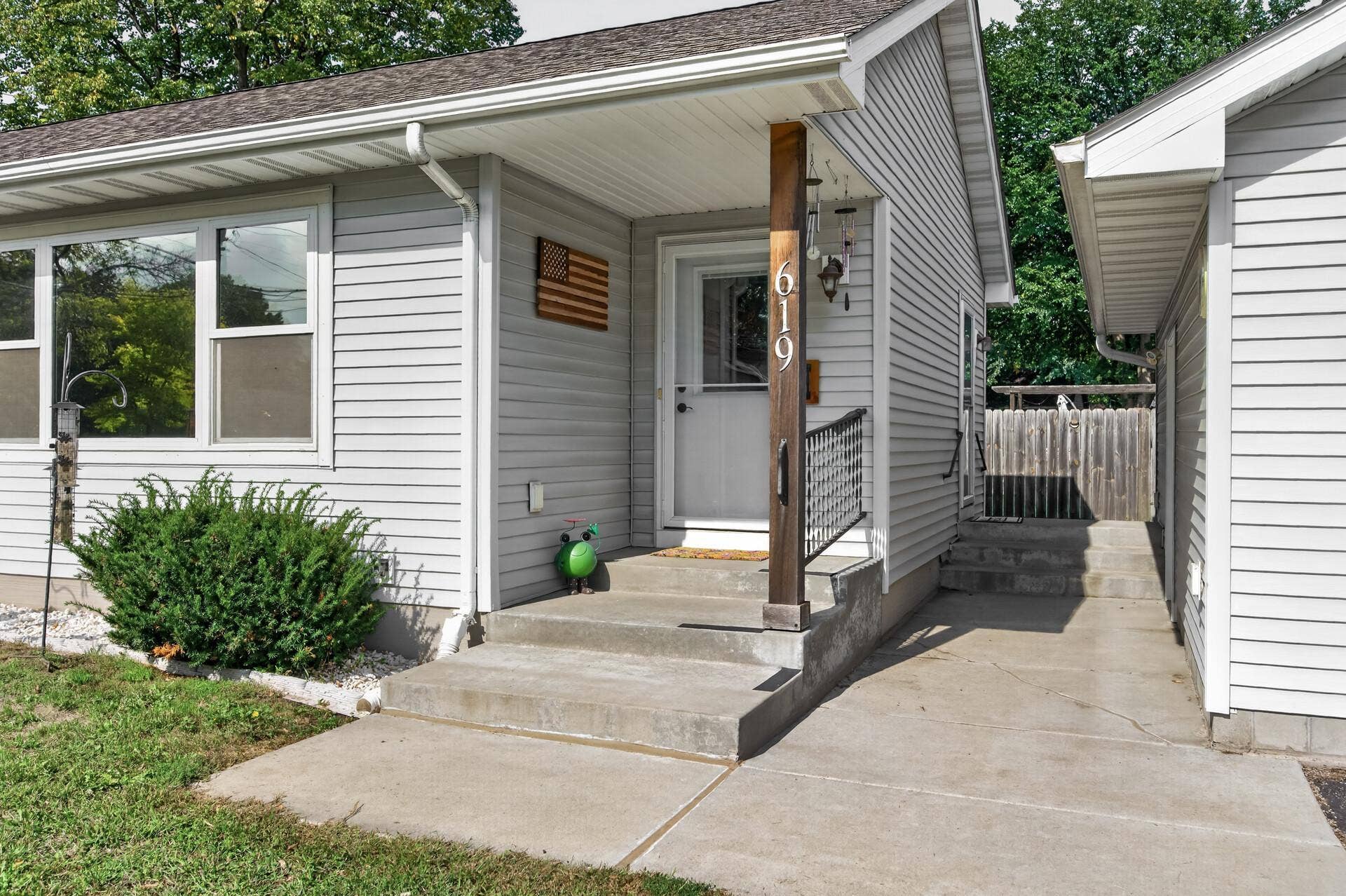 619 7th Street, Newport, MN 55055 08_619_7th8_mls.jpg