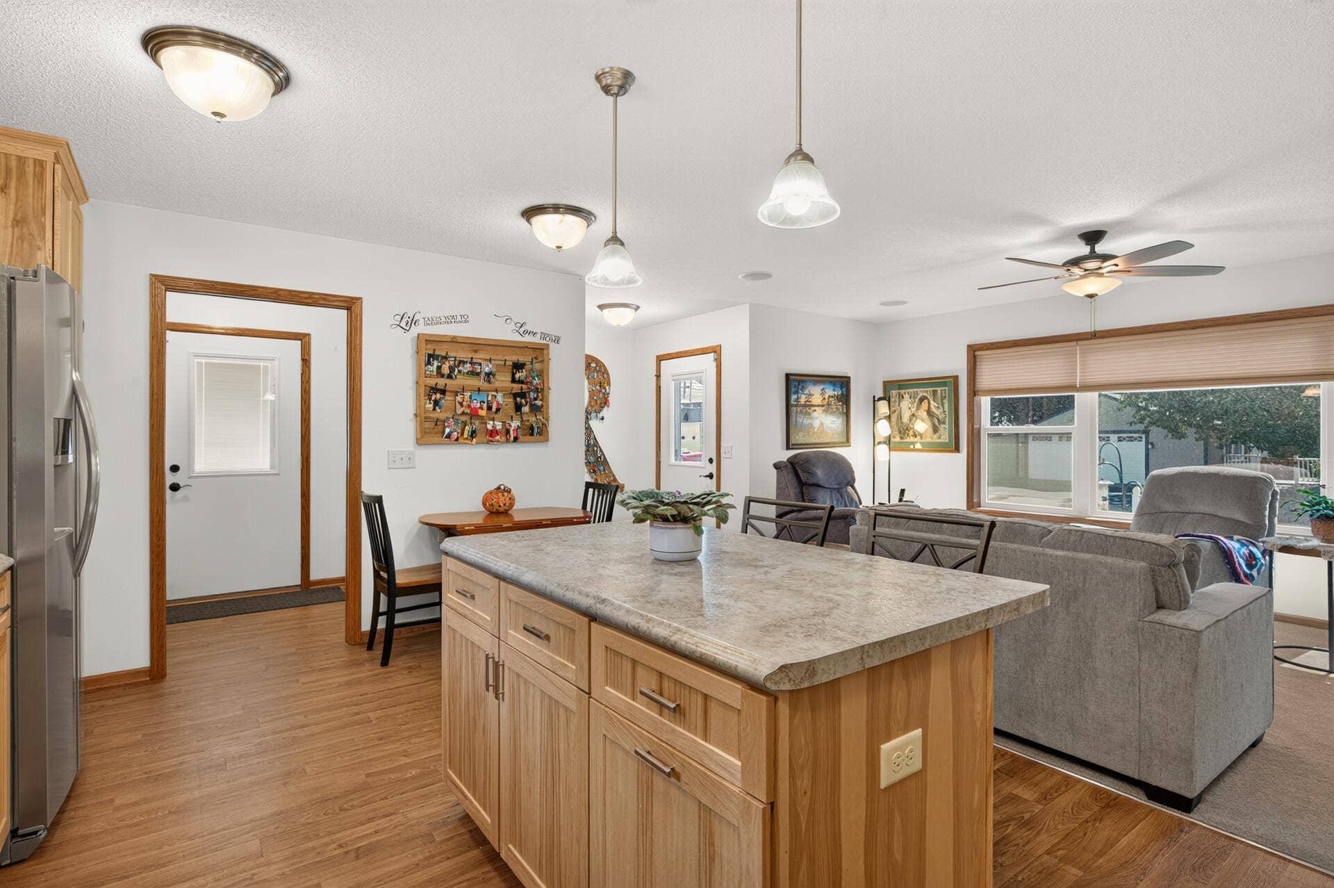 619 7th Street, Newport, MN 55055 23_619_7th23_mls.jpg