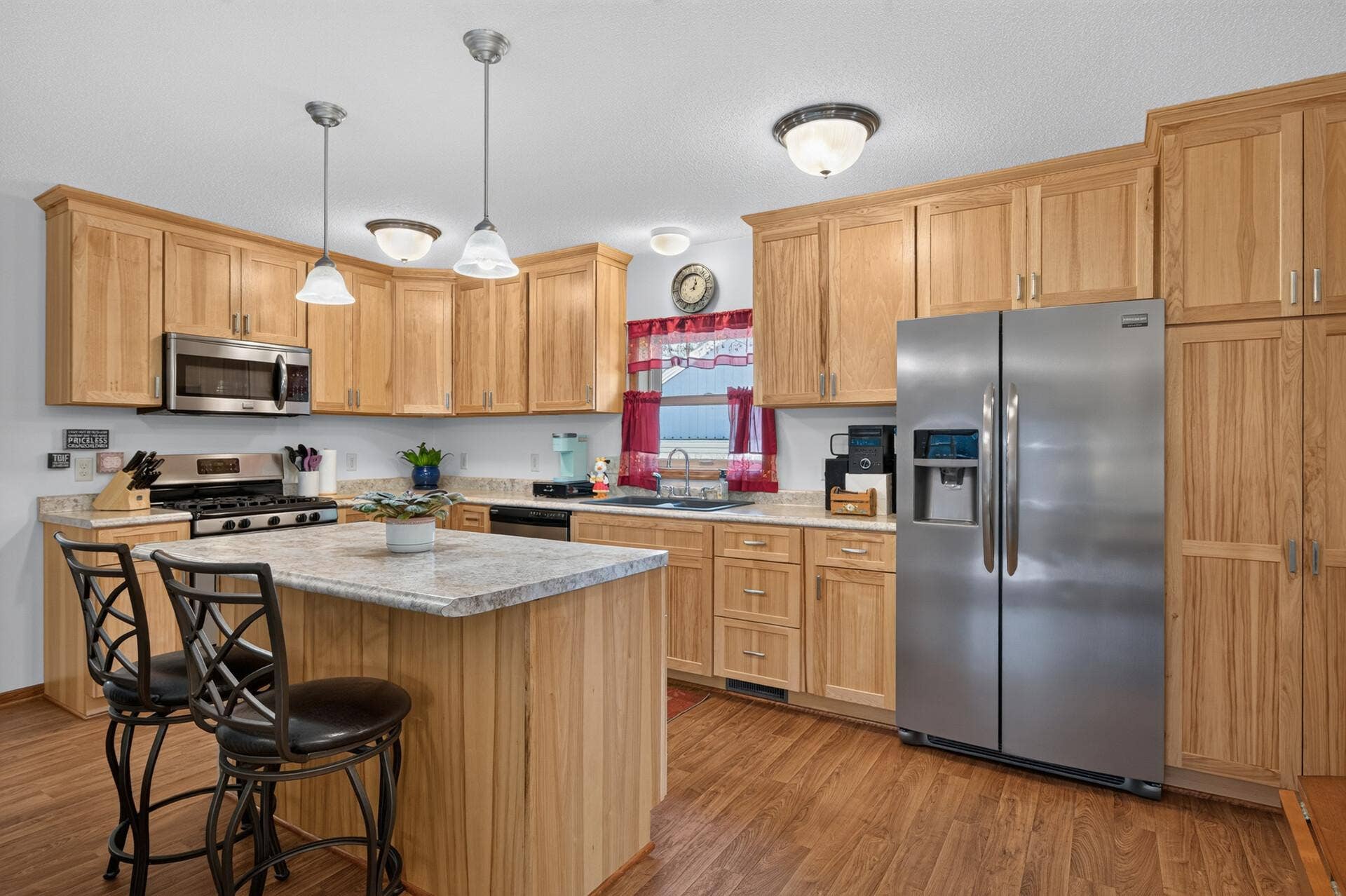 619 7th Street, Newport, MN 55055 19_619_7th19_mls.jpg