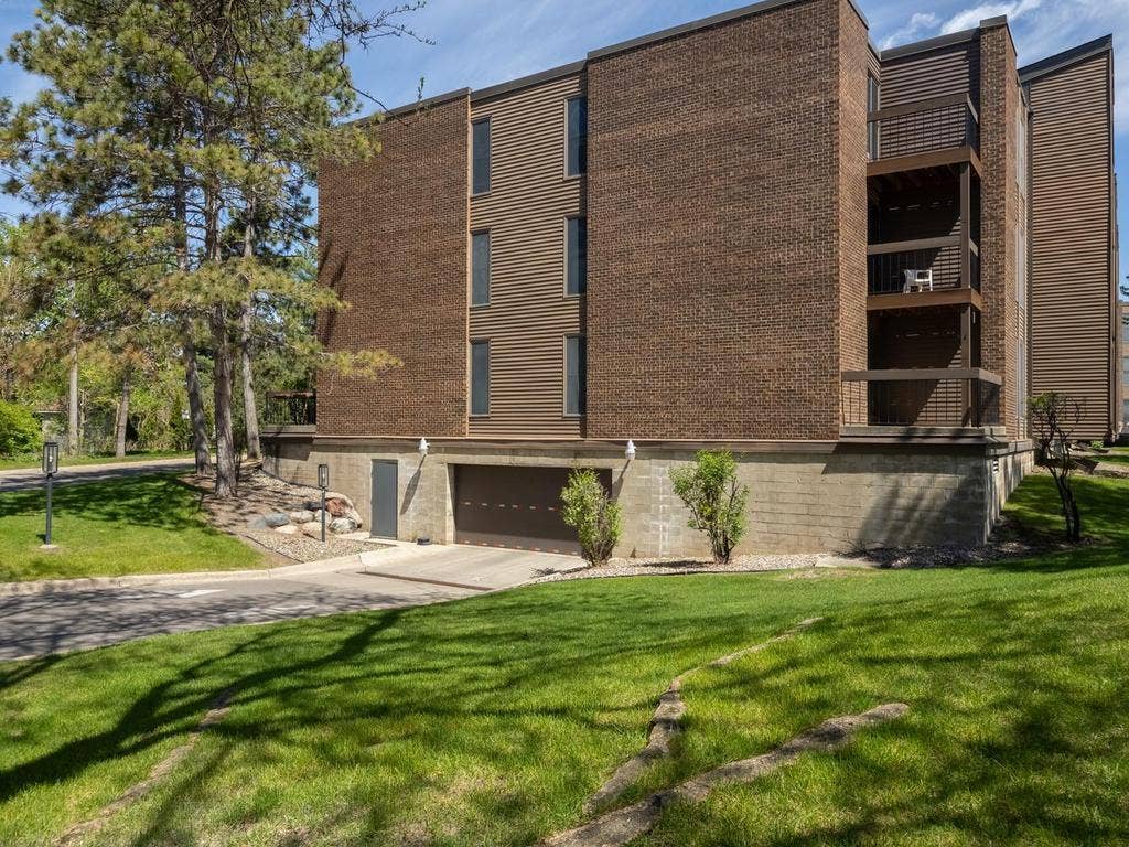 9700 Portland Avenue S, #331, Bloomington, MN 55420 030-031-Garage Entrance-1024x768.jpg