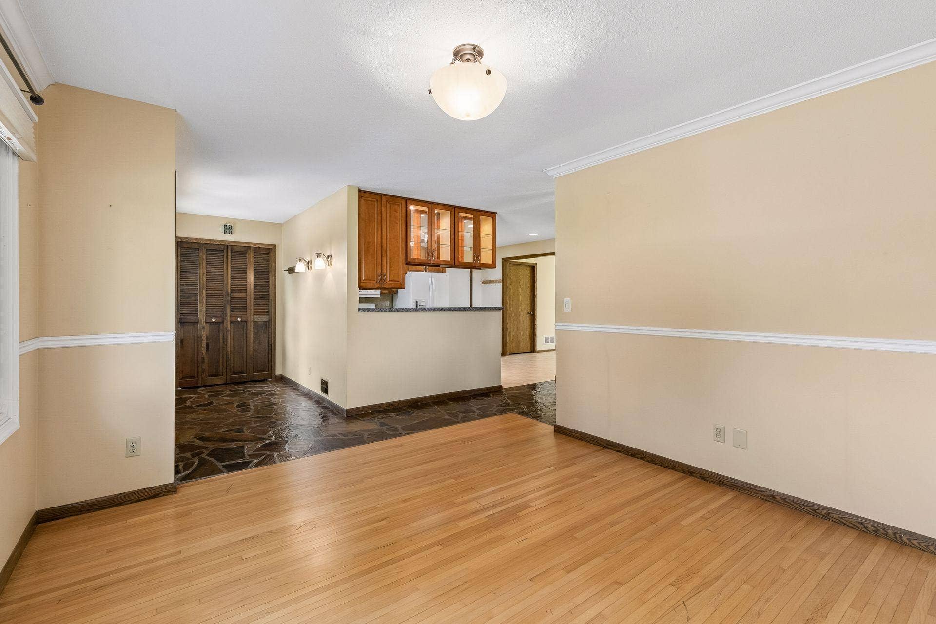 5000 Normandale Hglds Drive, Bloomington, MN 55437 Dining Room open to kitchen