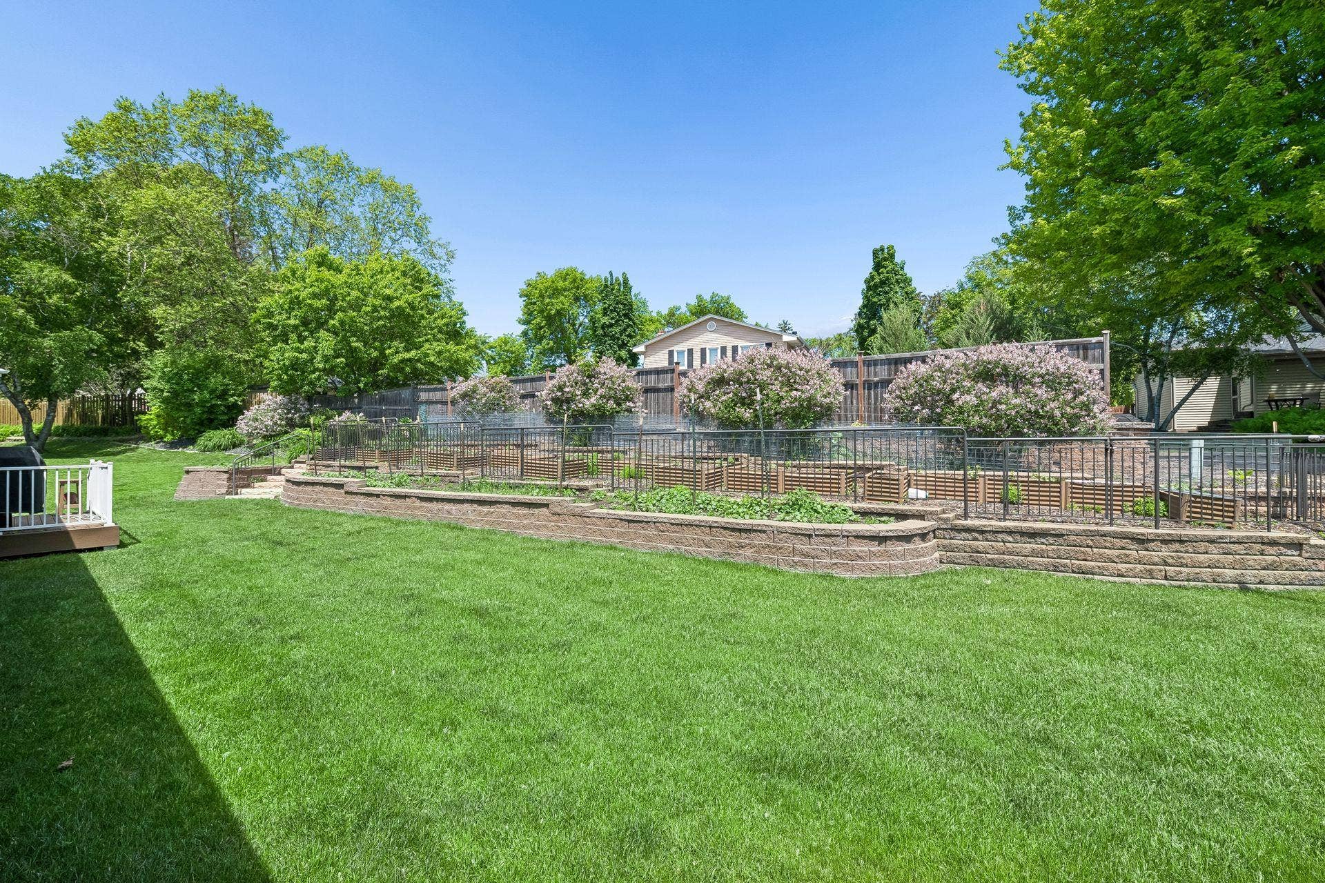 5000 Normandale Hglds Drive, Bloomington, MN 55437 5000 Normandale Hglds Drive, Bloomington, MN 55437