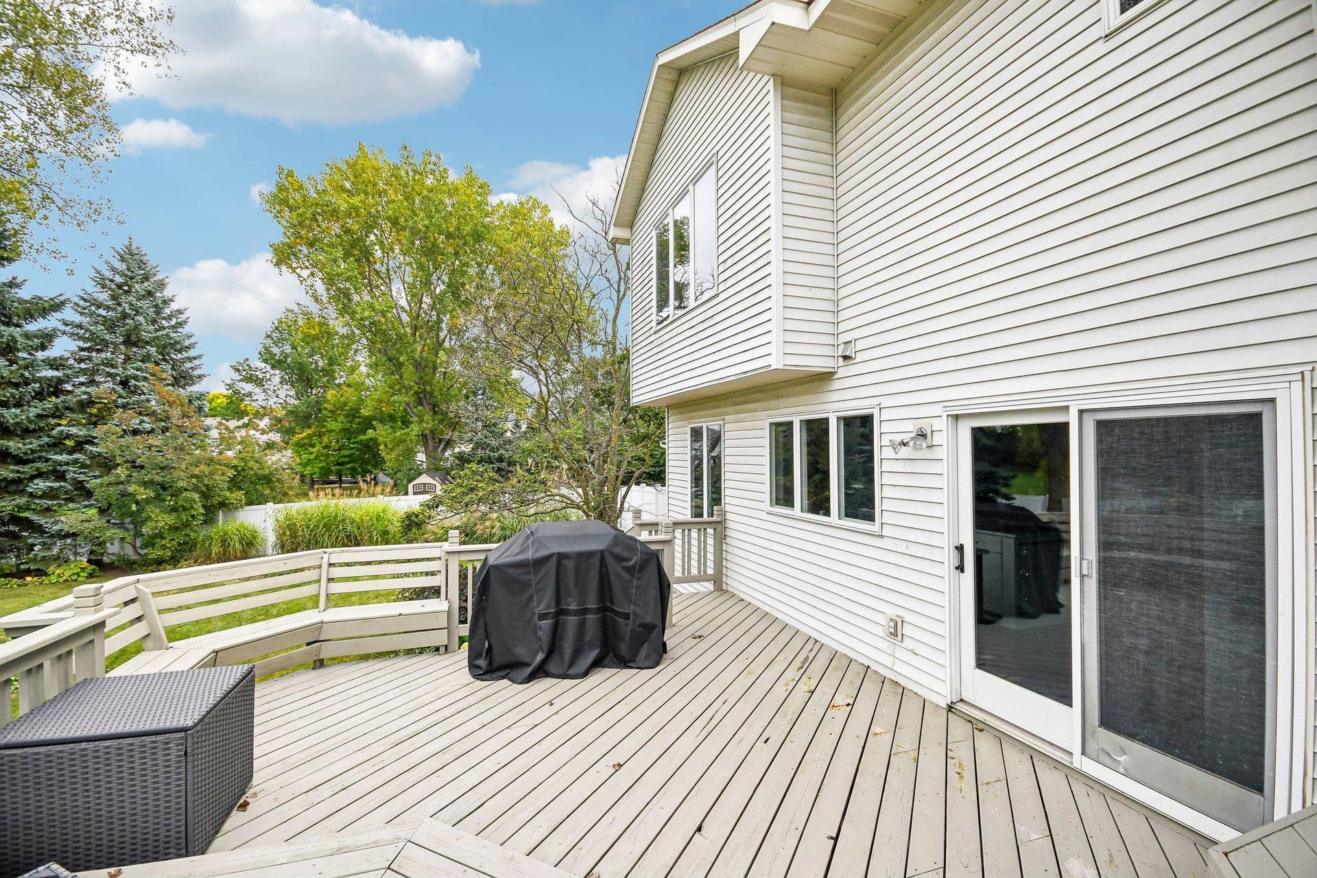1075 Fallbrook Lane, Woodbury, MN 55125 46-web-or-mls-Fallbrook Ln-S2909-046.jpg