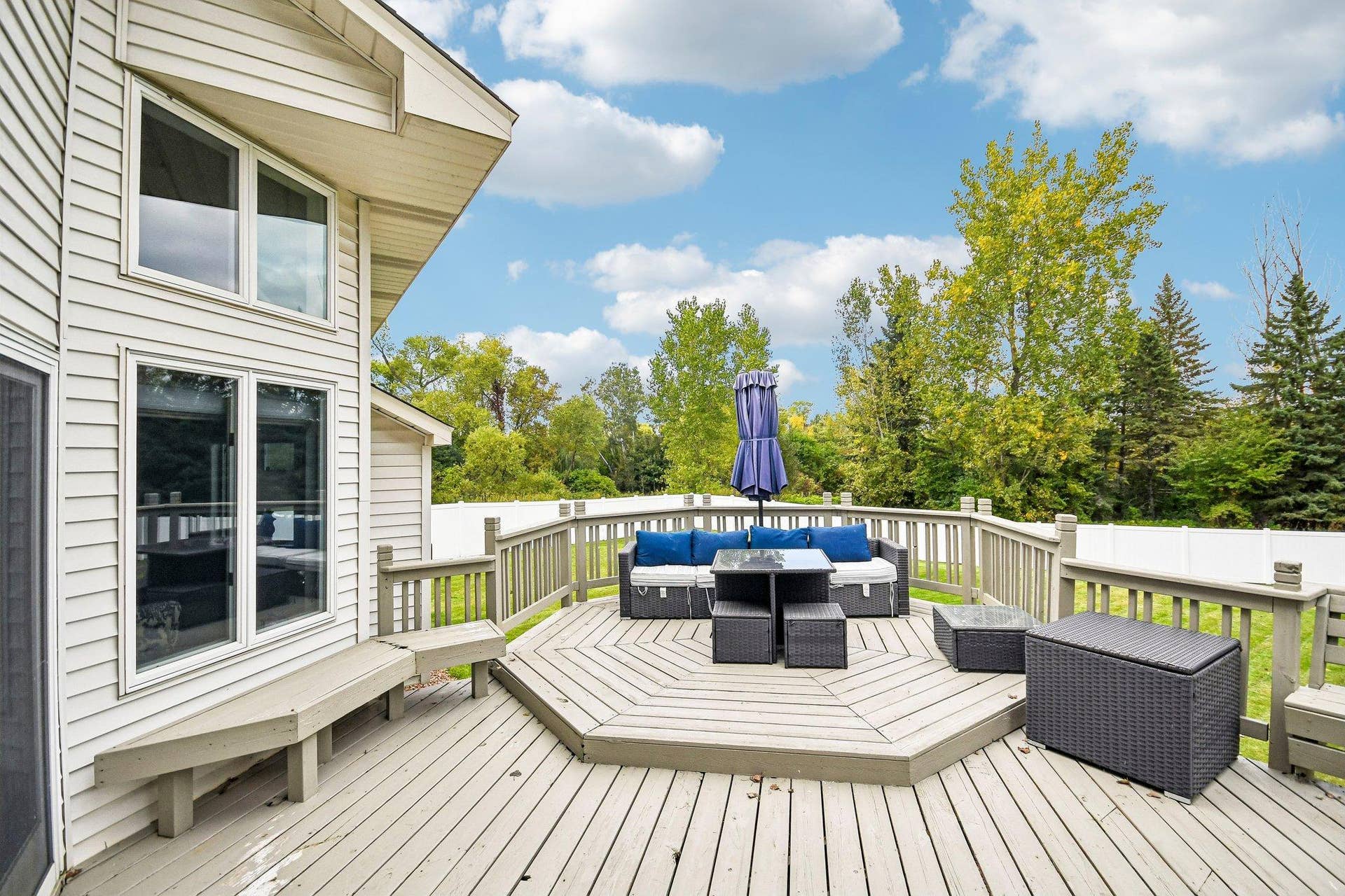 1075 Fallbrook Lane, Woodbury, MN 55125 45-web-or-mls-Fallbrook Ln-S2909-045.jpg