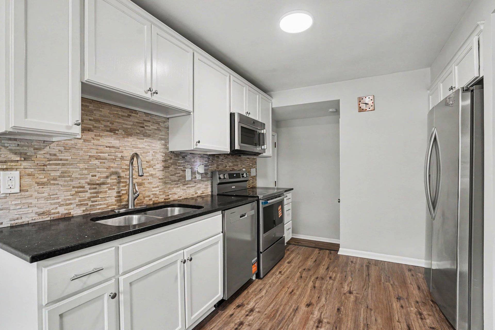 6117 France Avenue S, Edina, MN 55410 008_file_4123.jpg