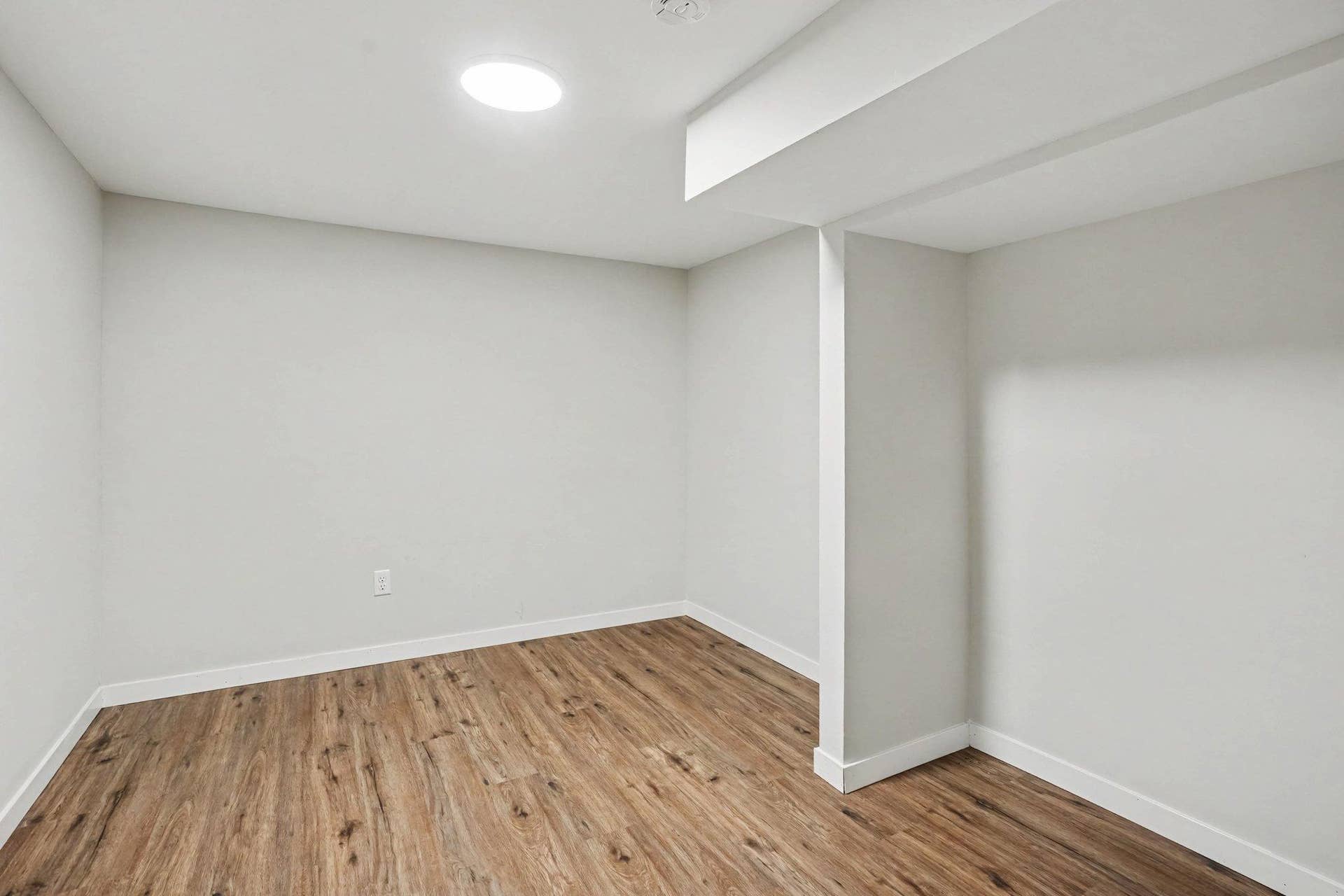 6117 France Avenue S, Edina, MN 55410 024_file_6675.jpg
