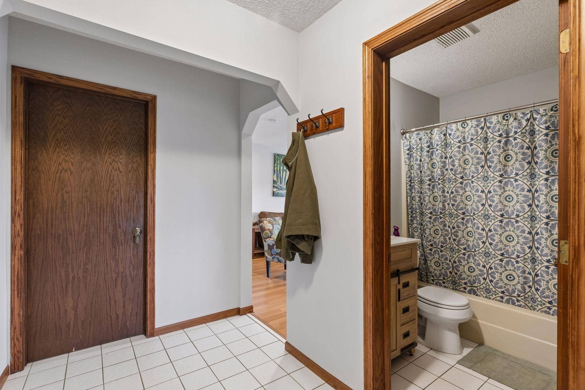 10420 Penfield Avenue N, Stillwater, MN 55082 Lower level living area